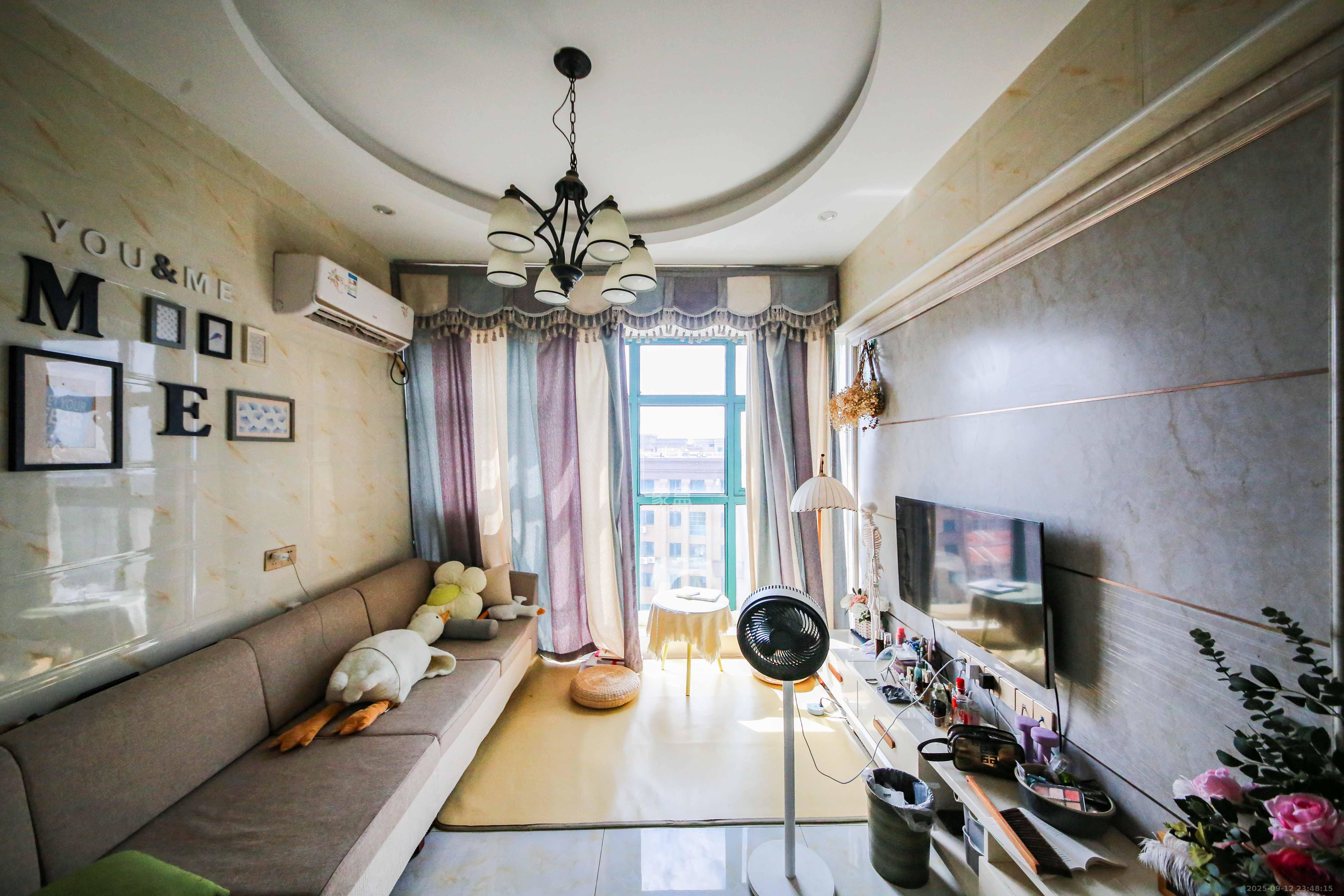 才子嘉都  2室1厅1卫    52.0万客厅