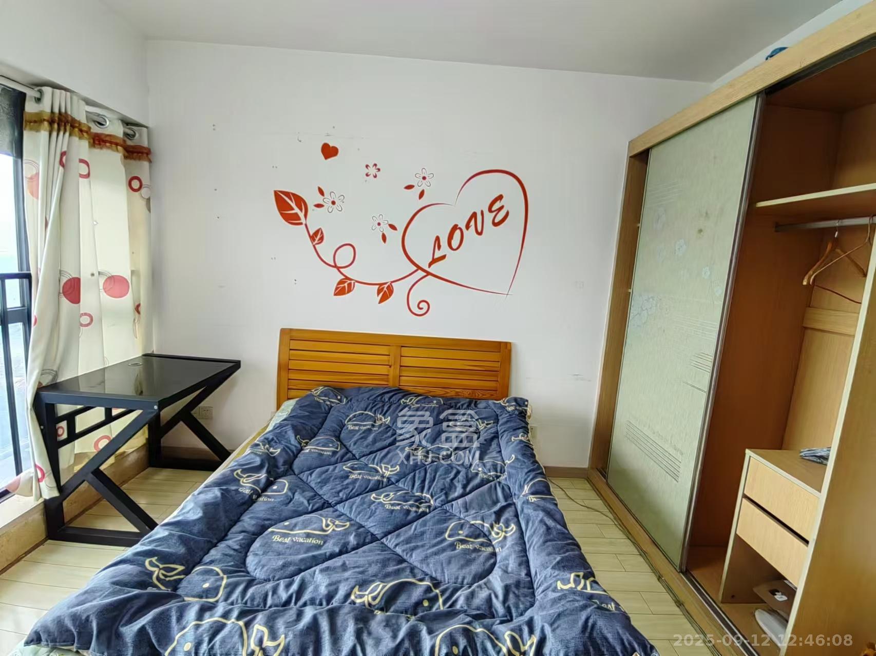 中信文化广场(中信新城二期)  2室2厅1卫    1500.0元/月 中信文化广场(中信新城二期)  2室2厅1卫    1500.0元/月室内图