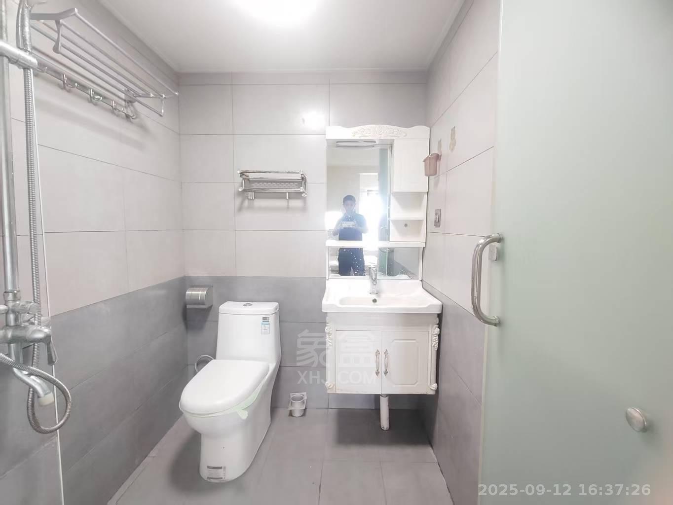 中建御山和苑 1室1厅1卫 1000.0元/月 中建御山和苑 1室1厅1卫 1000.0元/月小区图