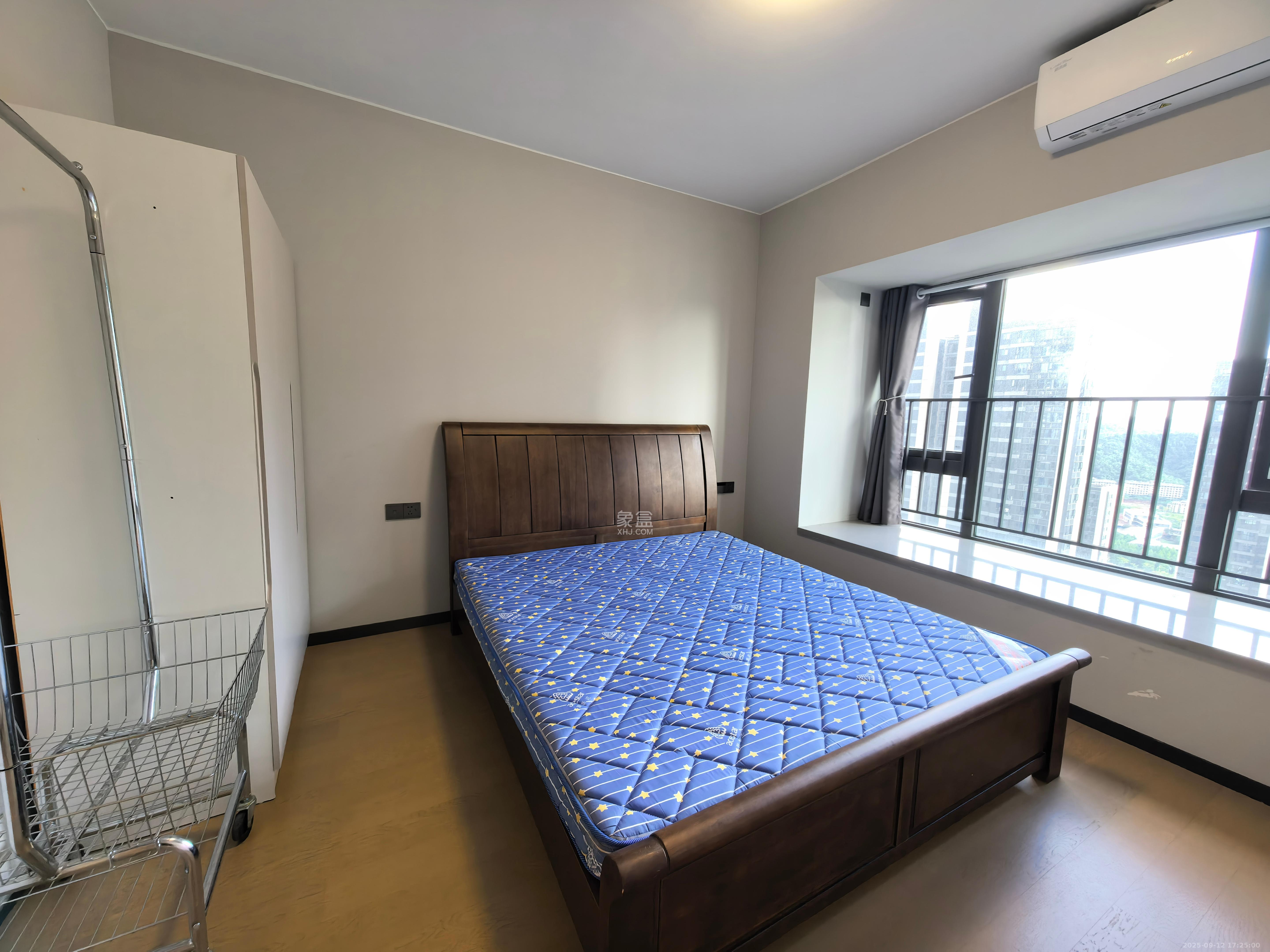 时代梅溪领峰  3室2厅2卫    2800.0元/月室内图