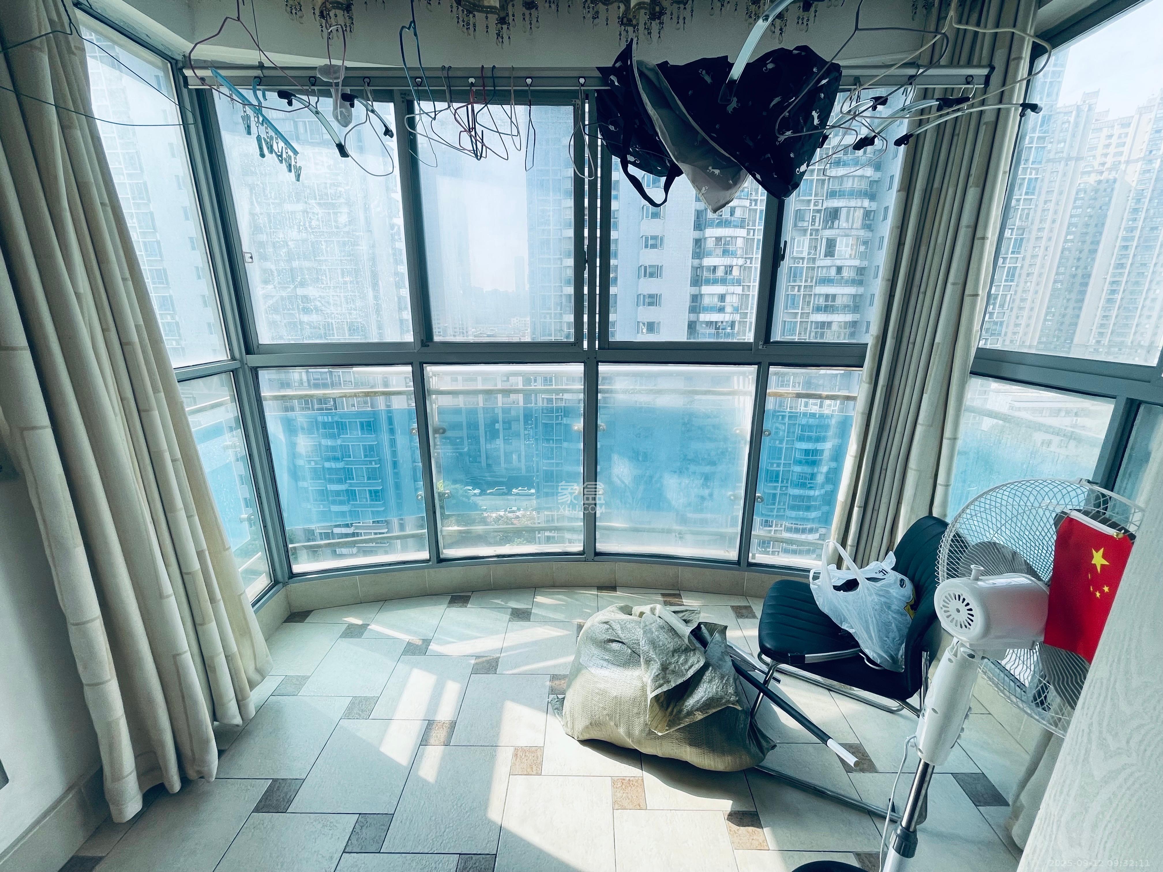 凯乐国际城 2室1厅1卫 2800.0元/月 凯乐国际城 2室1厅1卫 2800.0元/月室内图