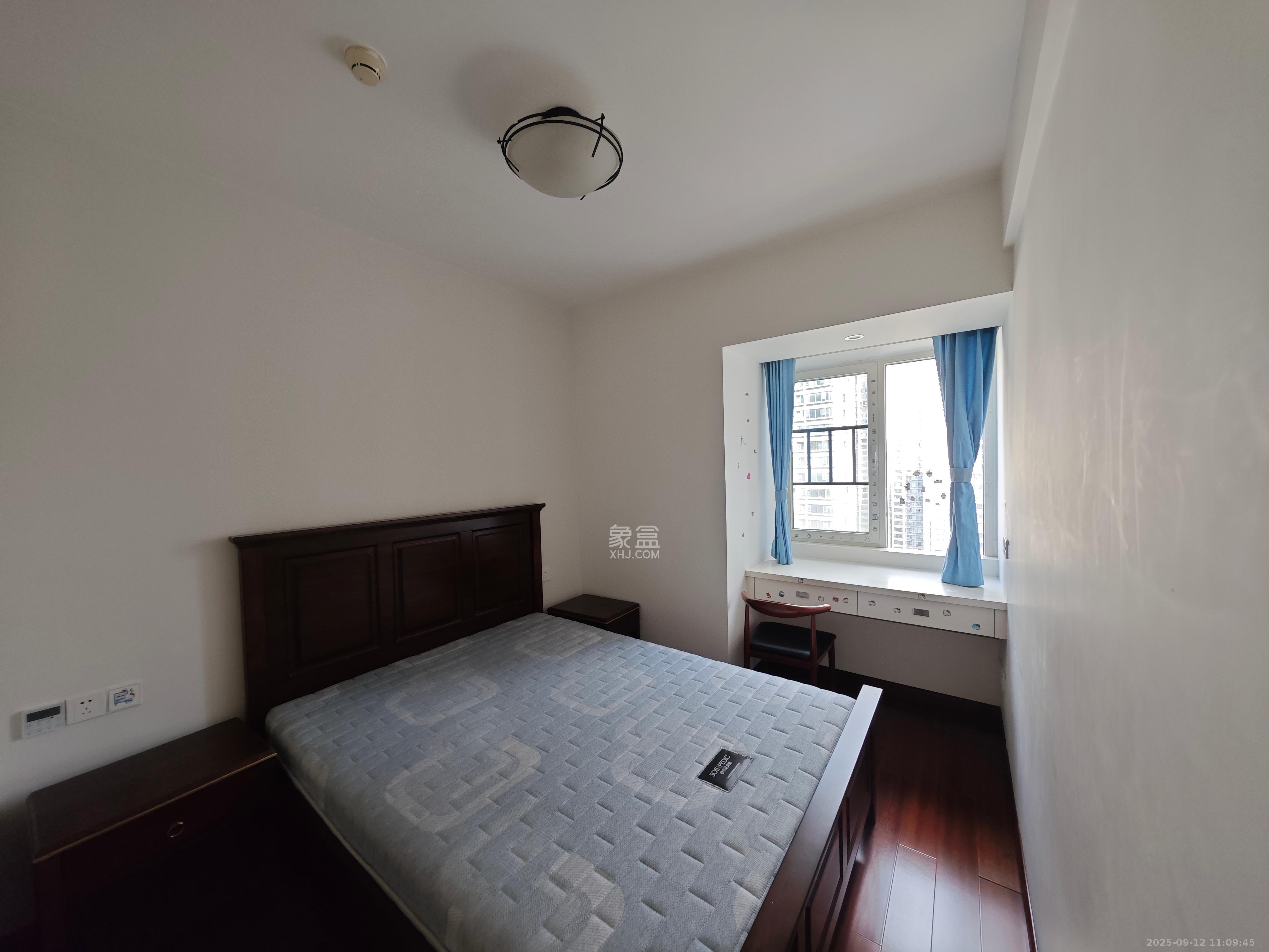 北辰三角洲E3区  4室2厅2卫    5500.0元/月室内图