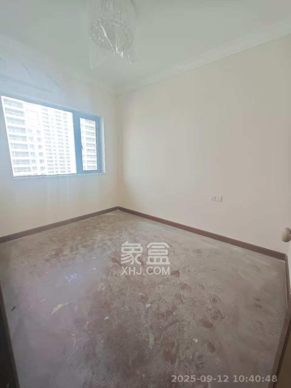 恒大御景天下城二期  3室2厅2卫    2000.0元/月室内图