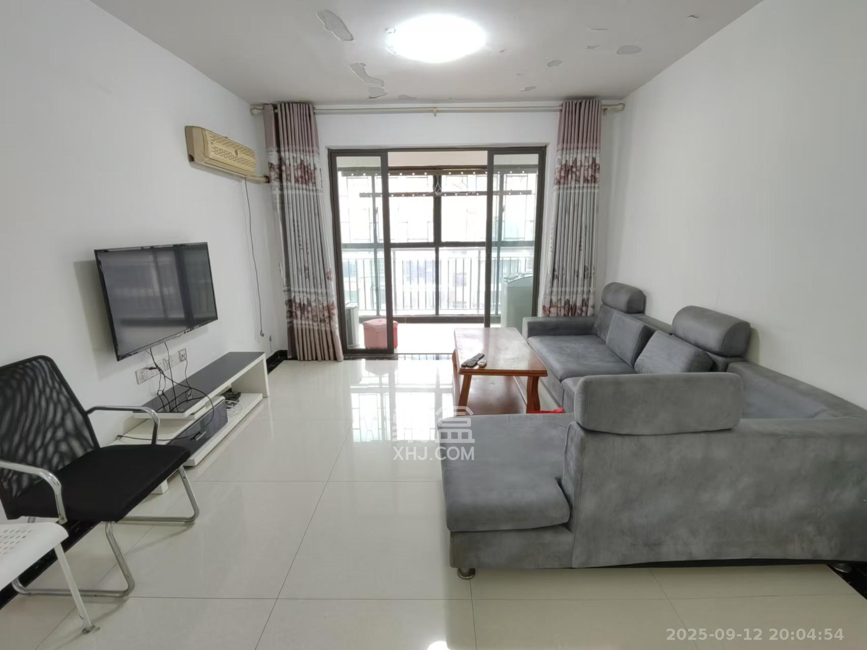 钱隆樽品(一、二、三期) 3室2厅2卫 1900.0元/月 钱隆樽品(一、二、三期) 3室2厅2卫 1900.0元/月室内图