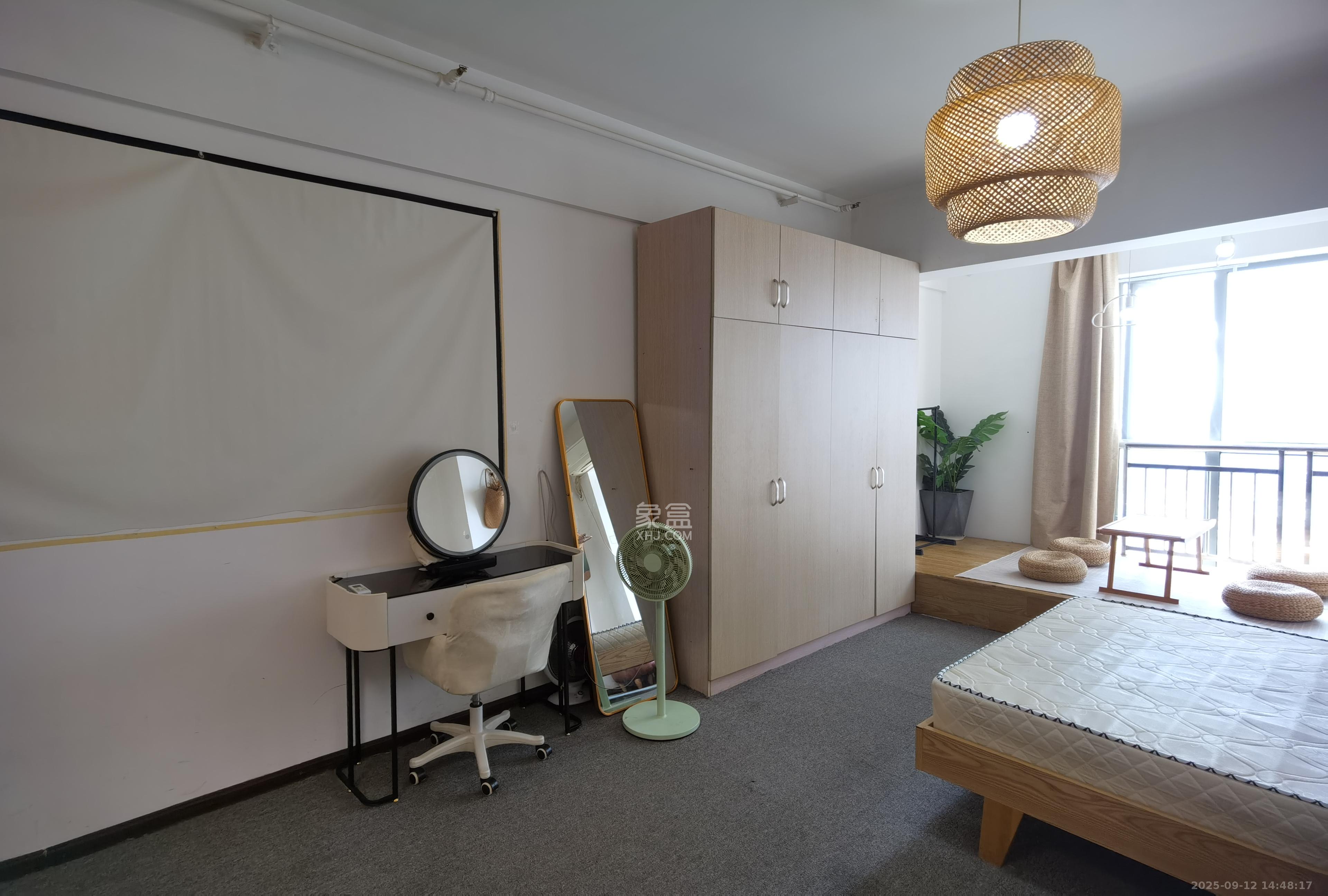 上城金都 1室1厅1卫 2000.0元/月 上城金都 1室1厅1卫 2000.0元/月室内图