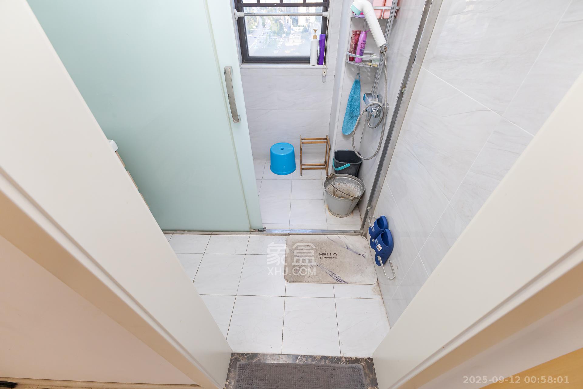 龙湖湘风原著(龙湖湘风星城) 3室2厅1卫 76.8万 龙湖湘风原著(龙湖湘风星城) 3室2厅1卫 76.8万卫生间