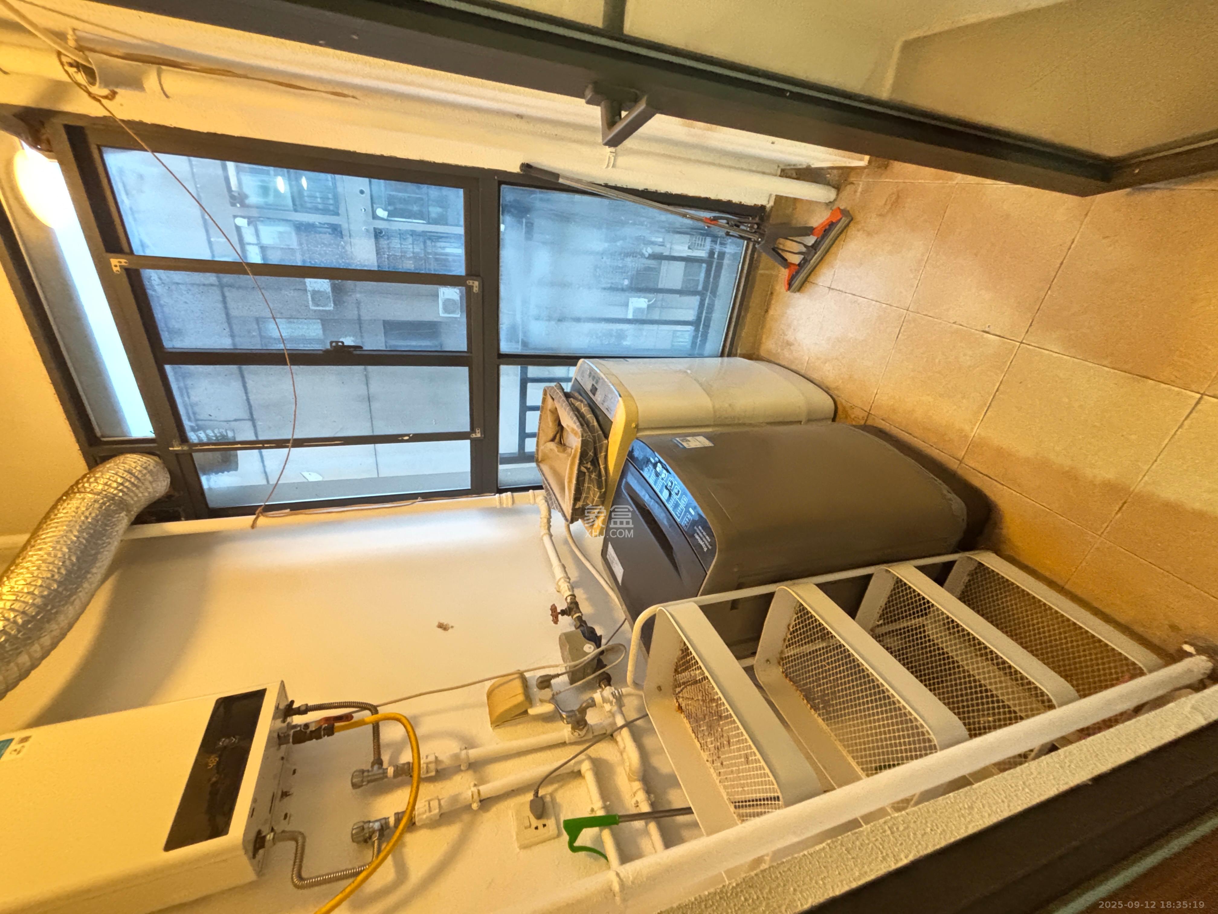 花漾年华（桂花园）  2室2厅1卫    1800.0元/月室内图