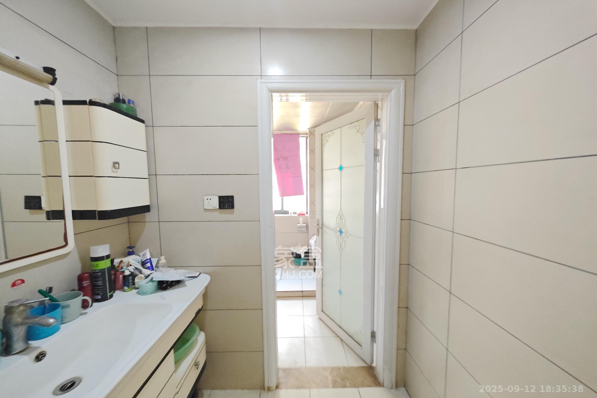 锦绣世纪 4室2厅2卫 123.0万 锦绣世纪 4室2厅2卫 123.0万其他