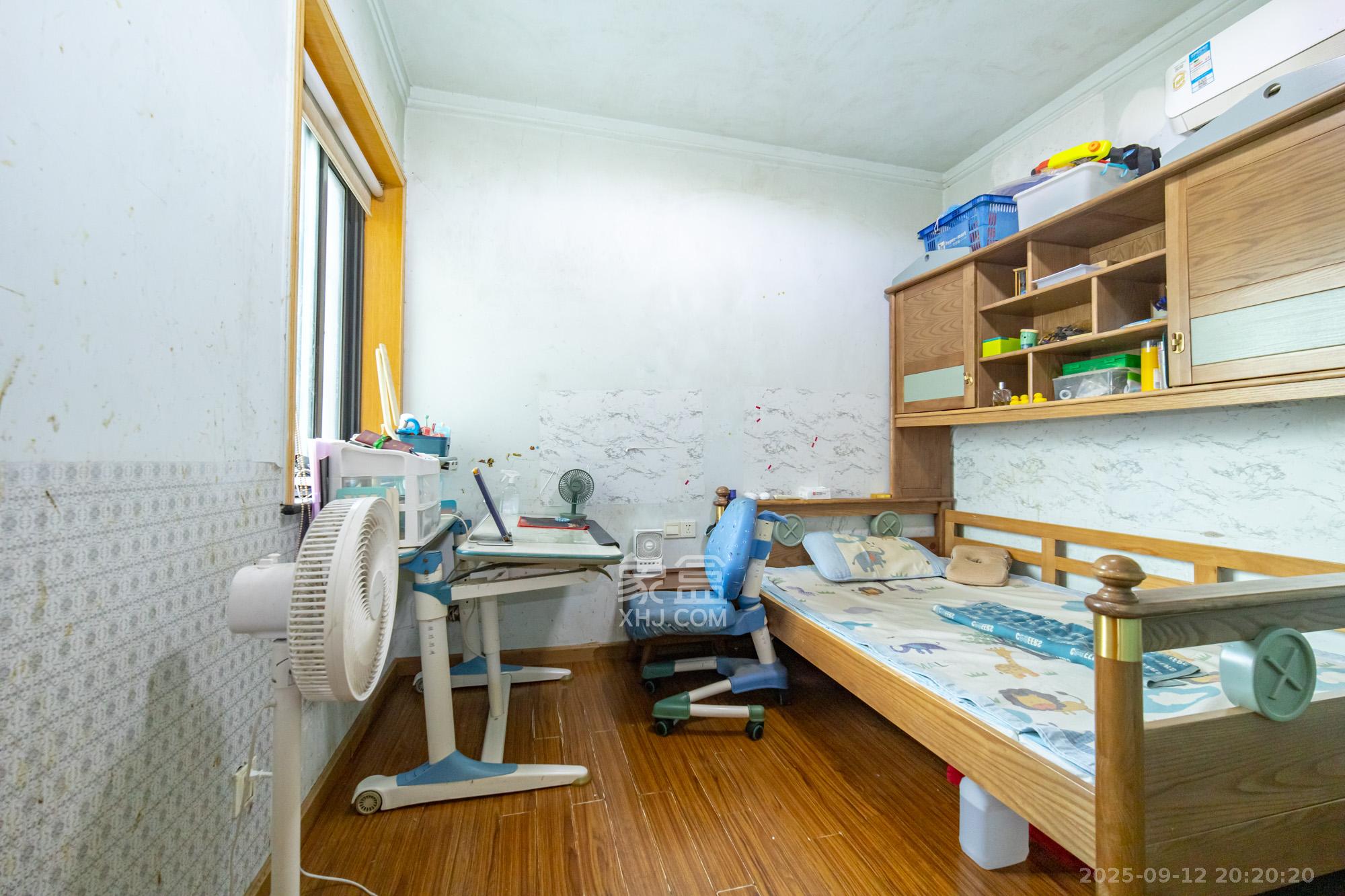 尚都花园城  2室2厅1卫    39.8万 尚都花园城  2室2厅1卫    39.8万卧室