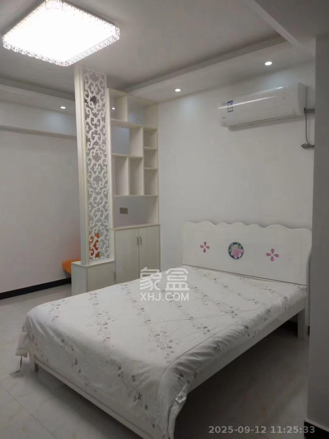 MOMA当代广场 1室1厅1卫 1200.0元/月 MOMA当代广场 1室1厅1卫 1200.0元/月室内图