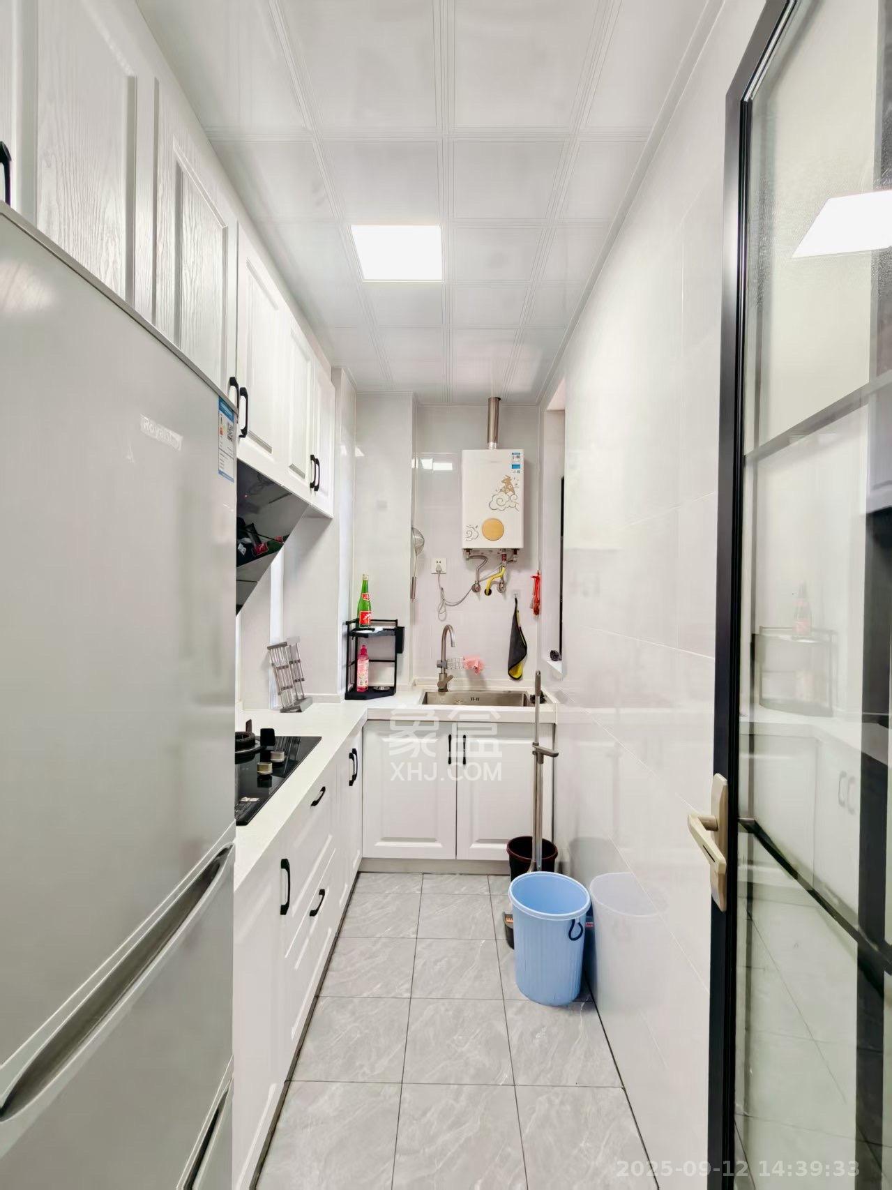 上园商住小区  1室0厅0卫    2000.0元/月室内图