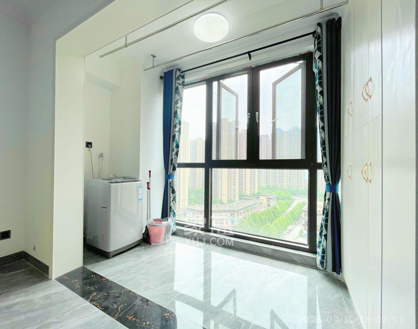 梅溪湖合能璞丽  3室2厅1卫    2600.0元/月室内图