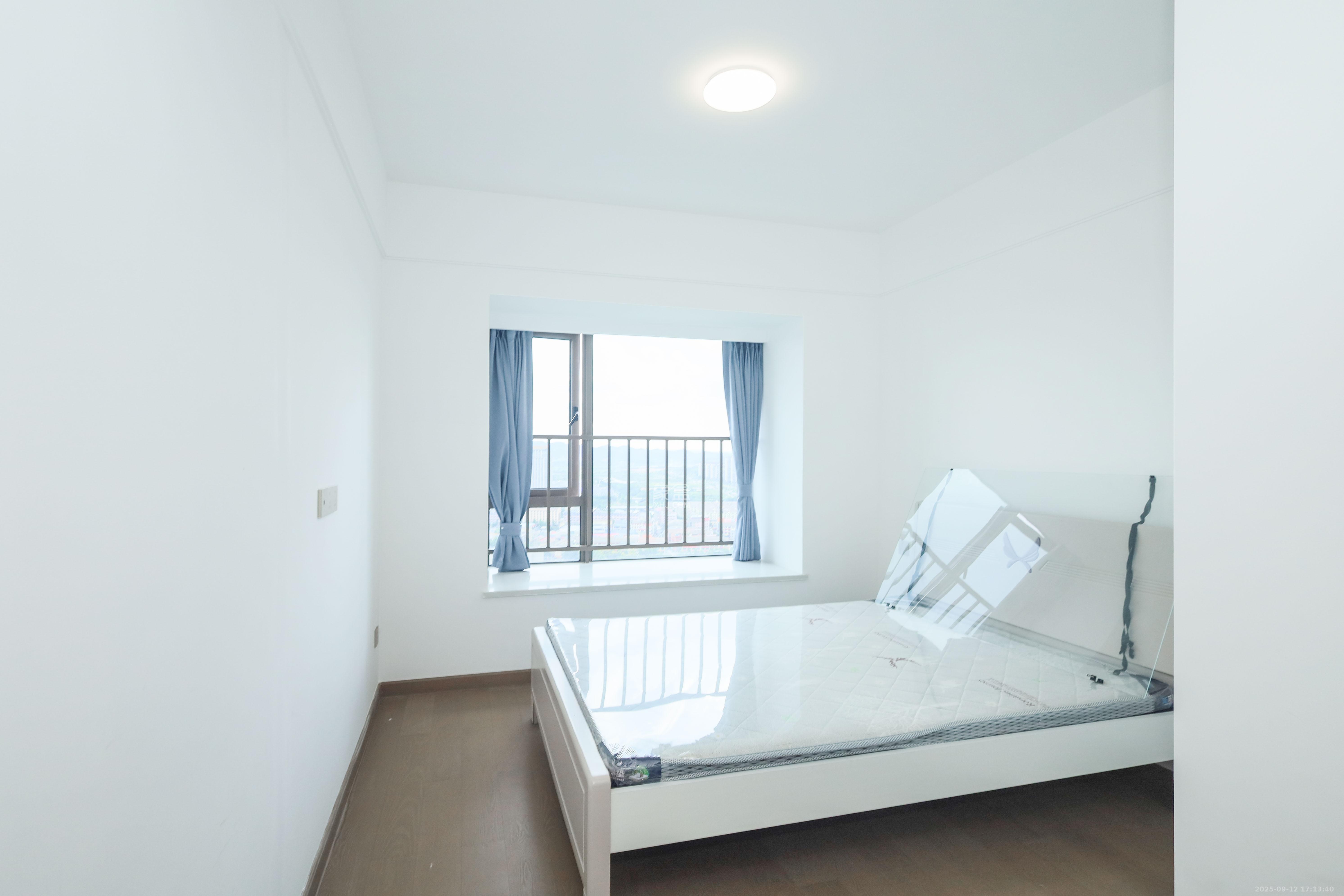 长沙溪山悦  4室2厅2卫    113.0万 长沙溪山悦  4室2厅2卫    113.0万卧室