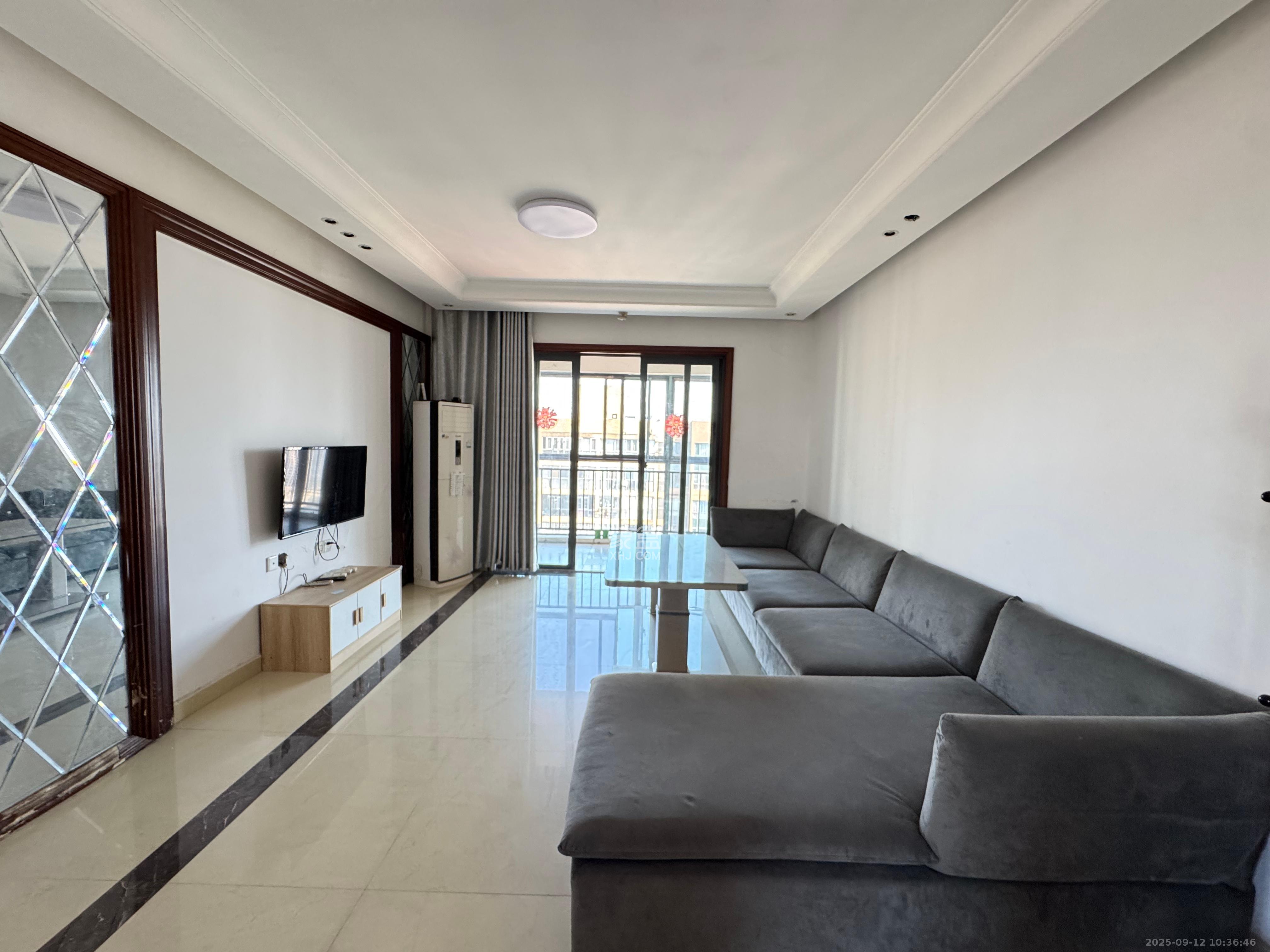 万博汇  3室2厅1卫    3000.0元/月 万博汇  3室2厅1卫    3000.0元/月室内图1