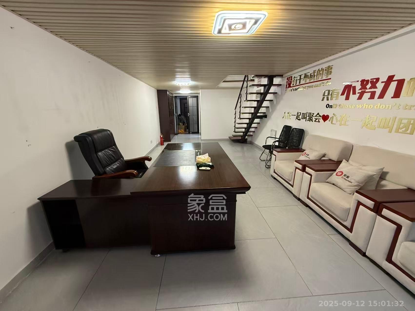 金科时代中心 1室0厅0卫 1750.0元/月 金科时代中心 1室0厅0卫 1750.0元/月室内图