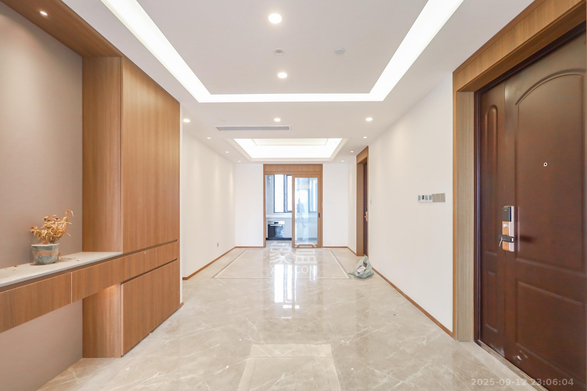 江山印  4室2厅3卫    550.0万其他