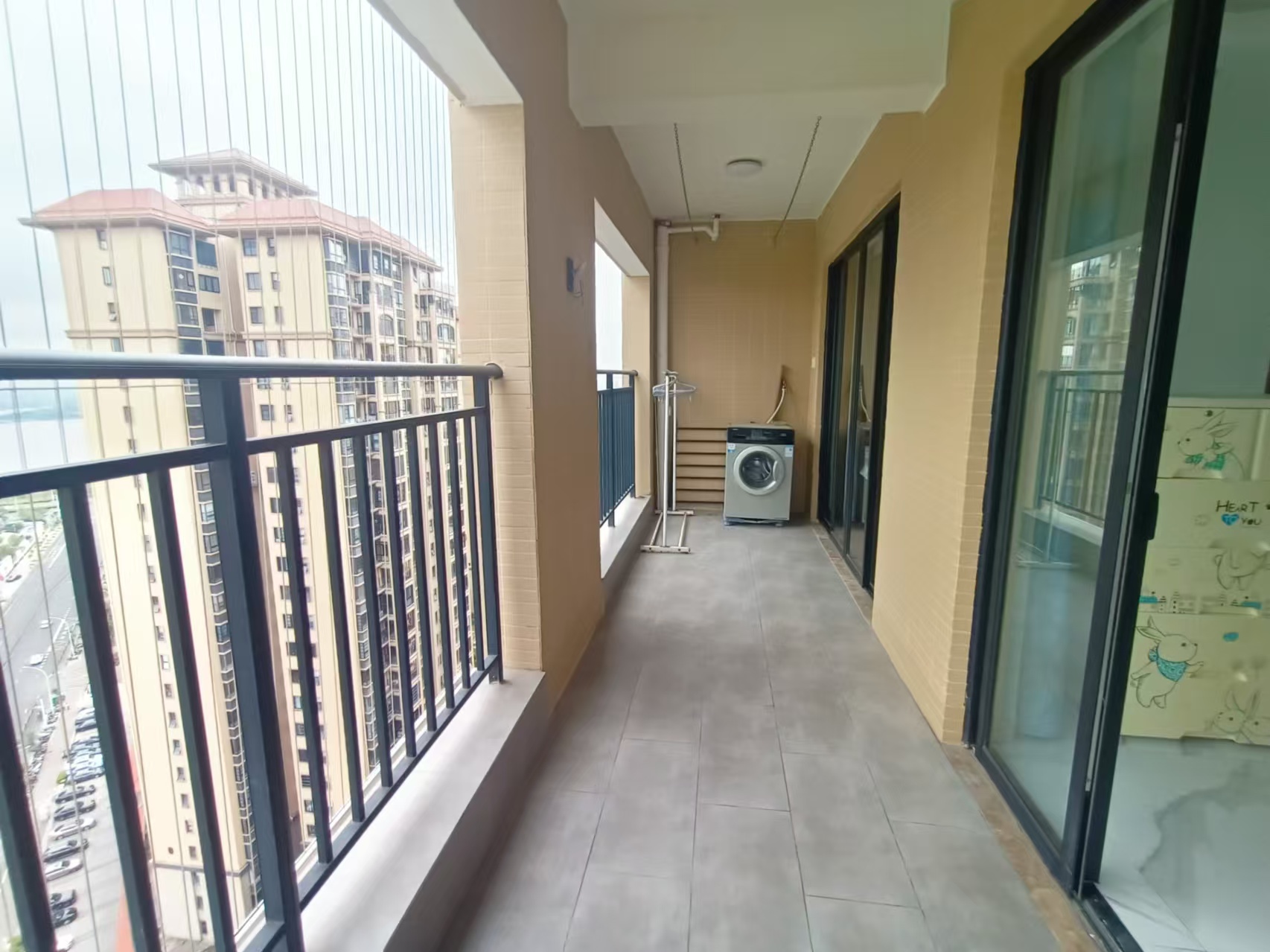 滨江世纪佳城(北区)  2室2厅1卫    2600.0元/月 滨江世纪佳城(北区)  2室2厅1卫    2600.0元/月室内图