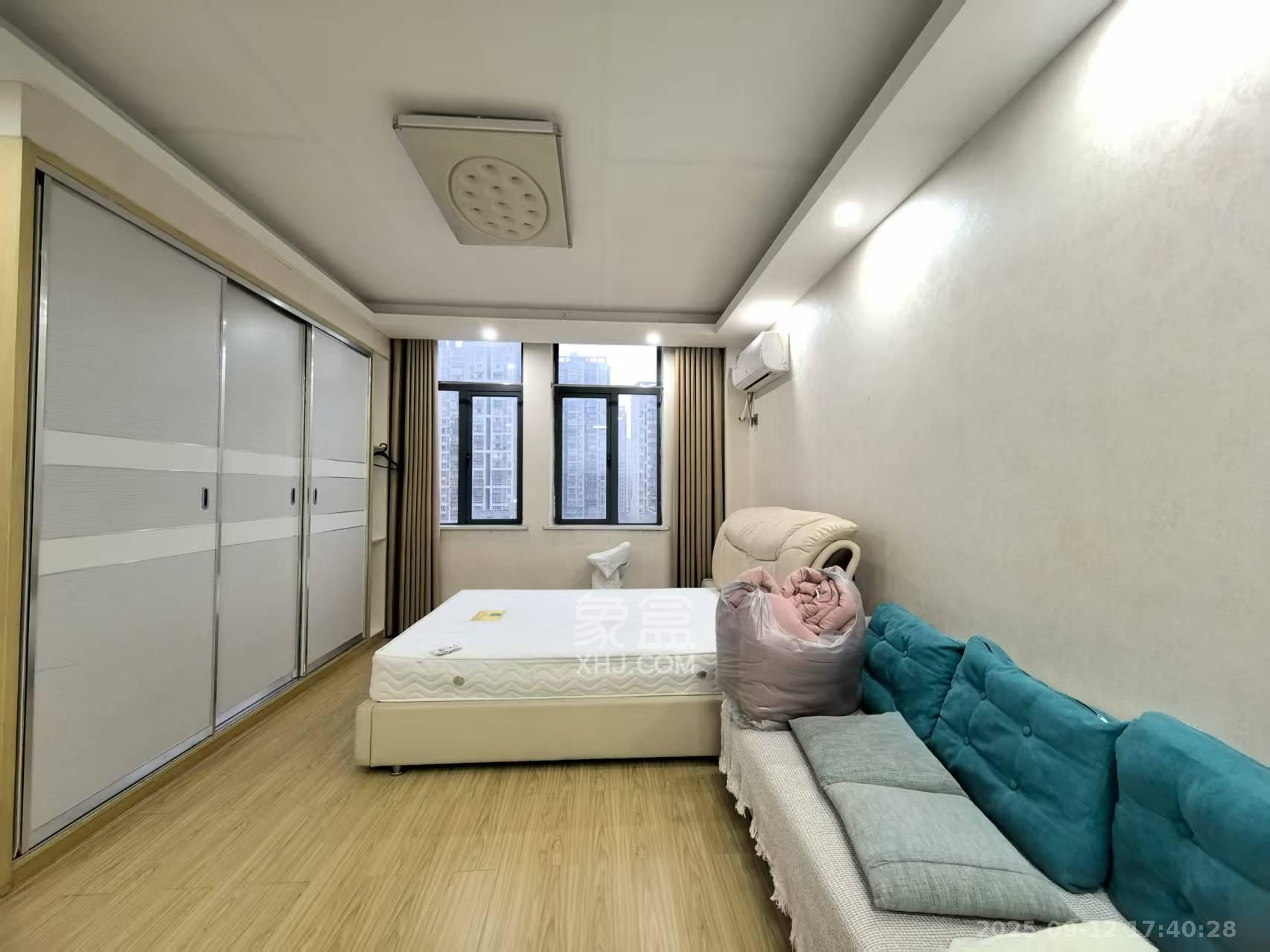 英祥春天  1室1厅1卫    1600.0元/月 英祥春天  1室1厅1卫    1600.0元/月