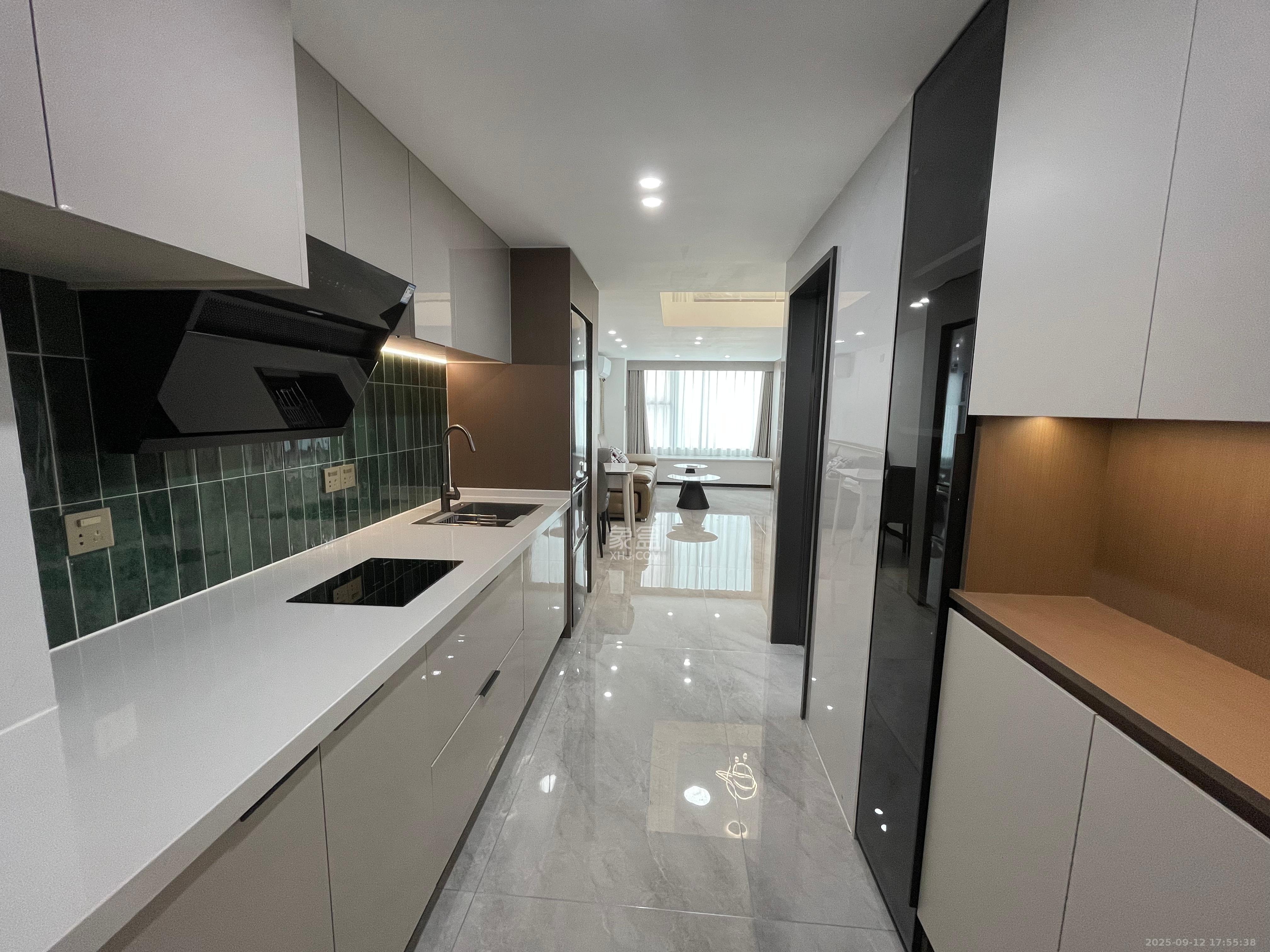 建发养云  2室1厅1卫    3300.0元/月