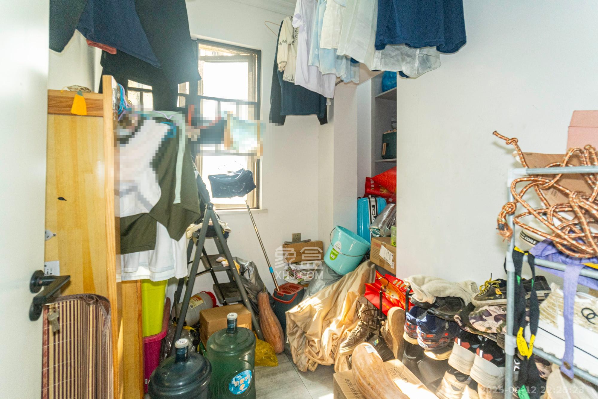 财汇新天地(财汇商务广场) 4室2厅2卫 88.8万 财汇新天地(财汇商务广场) 4室2厅2卫 88.8万其他