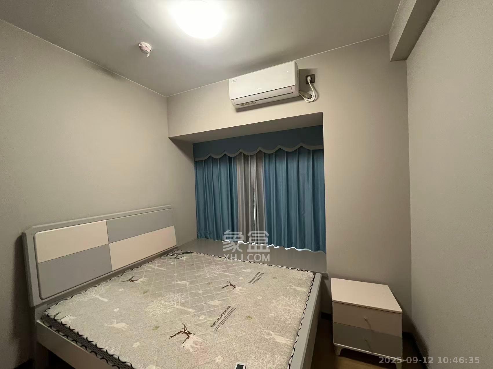 时代梅溪领峰  3室2厅2卫    3200.0元/月室内图