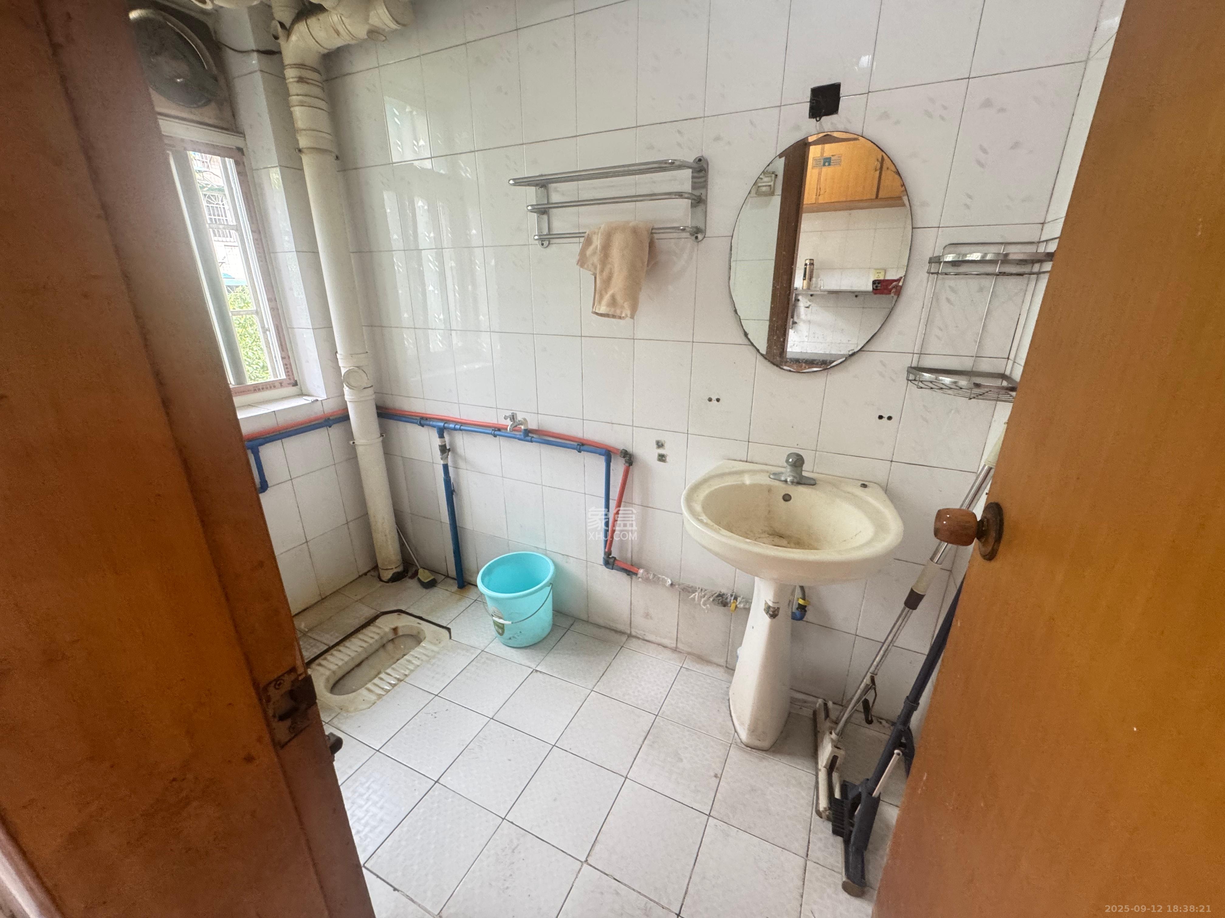 怡景民居 2室1厅1卫 1500.0元/月 怡景民居 2室1厅1卫 1500.0元/月室内图