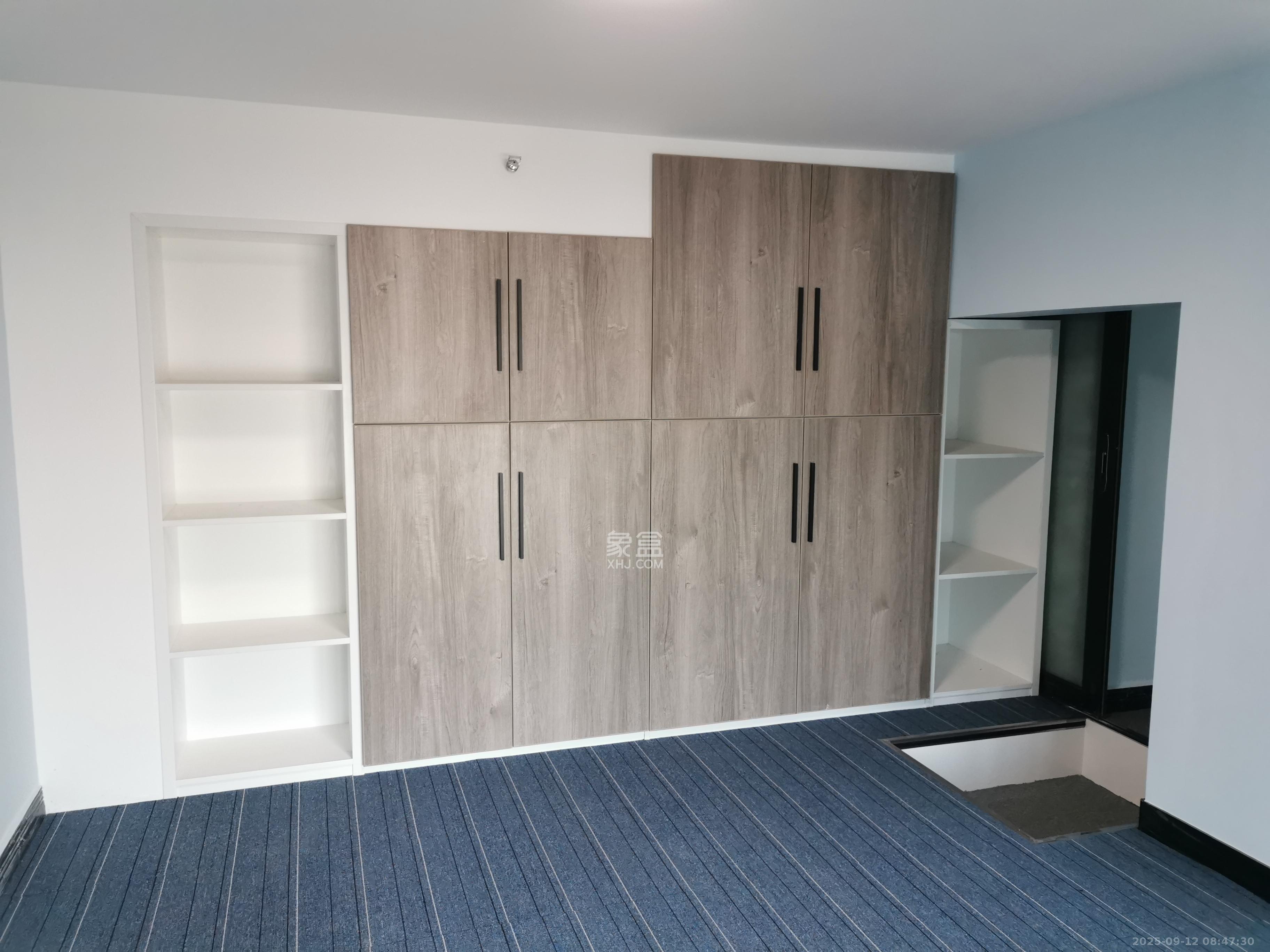 东盈商业广场(华泉城市广场)  1室0厅0卫    3800.0元/月 东盈商业广场(华泉城市广场)  1室0厅0卫    3800.0元/月室内图