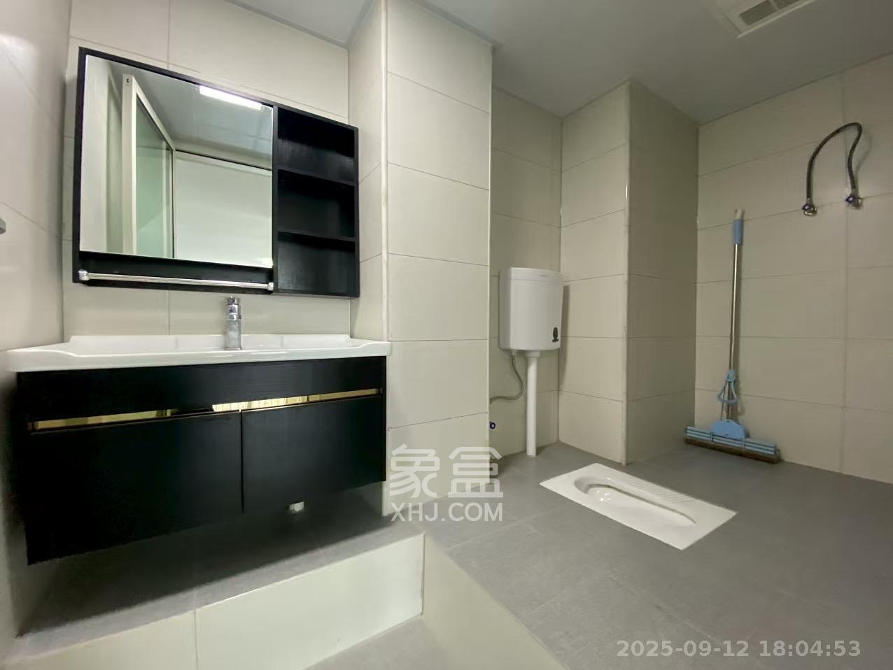 梅溪湖金茂湾  1室1厅1卫    3000.0元/月室内图