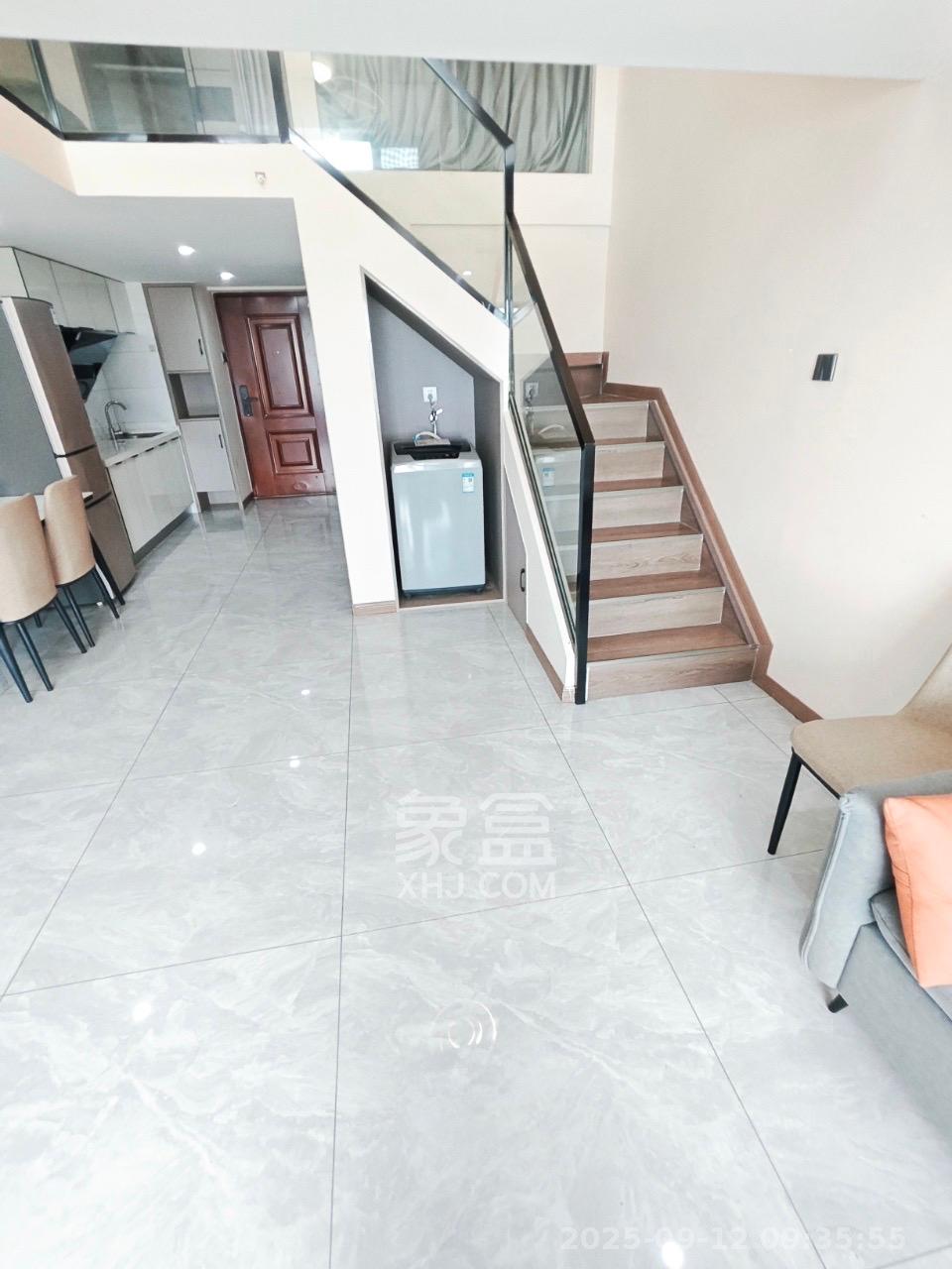 振业城三期  2室1厅1卫    2400.0元/月室内图