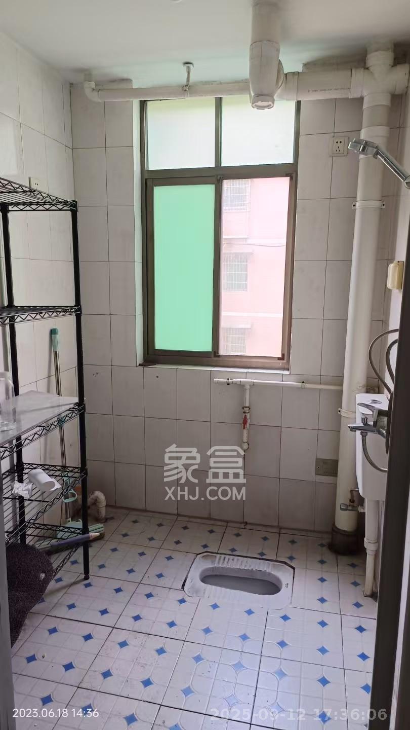 湘江花苑小区  2室2厅1卫    1400.0元/月 湘江花苑小区  2室2厅1卫    1400.0元/月