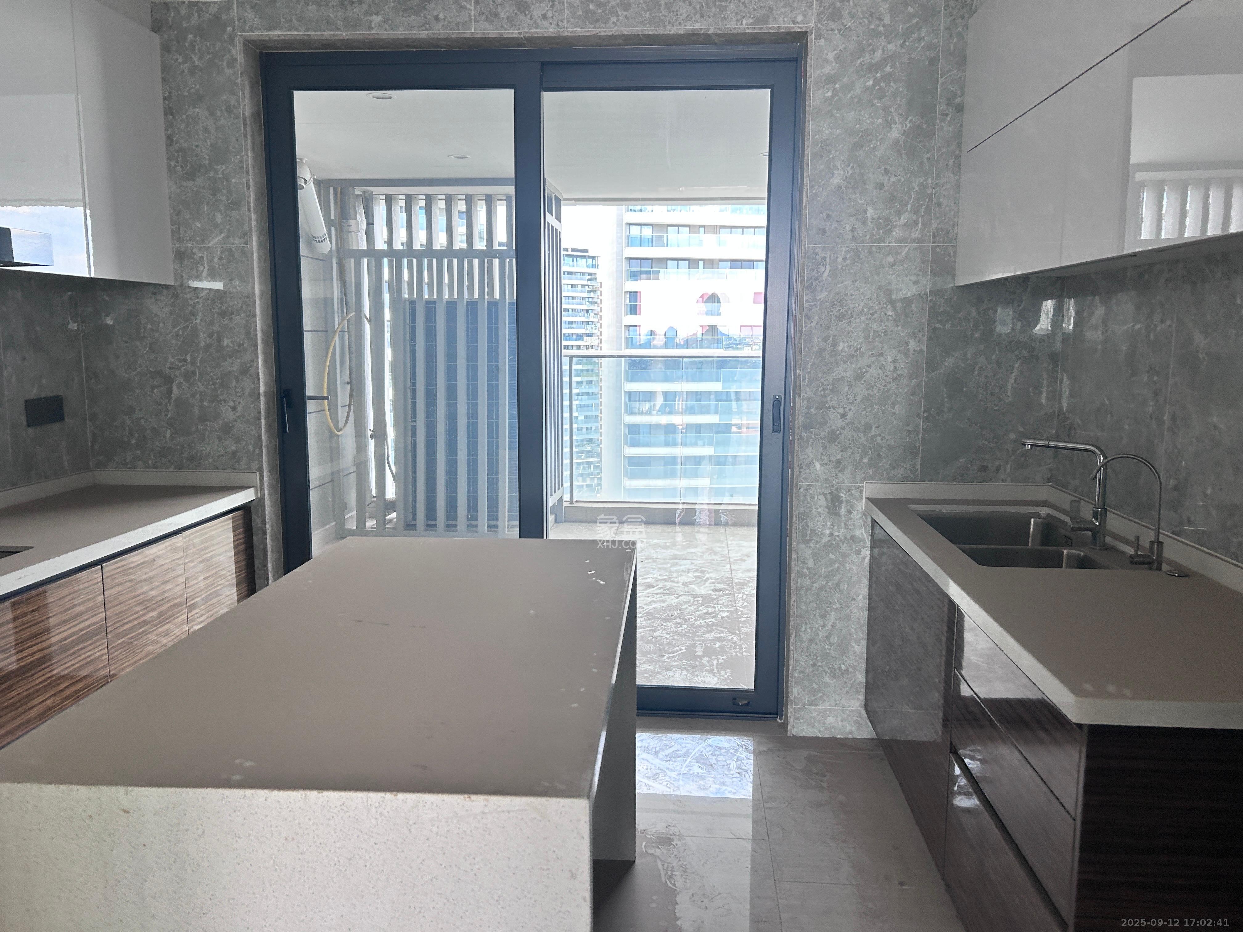 珠江颐德公馆 4室2厅2卫 20000.0元/月 珠江颐德公馆 4室2厅2卫 20000.0元/月室内图