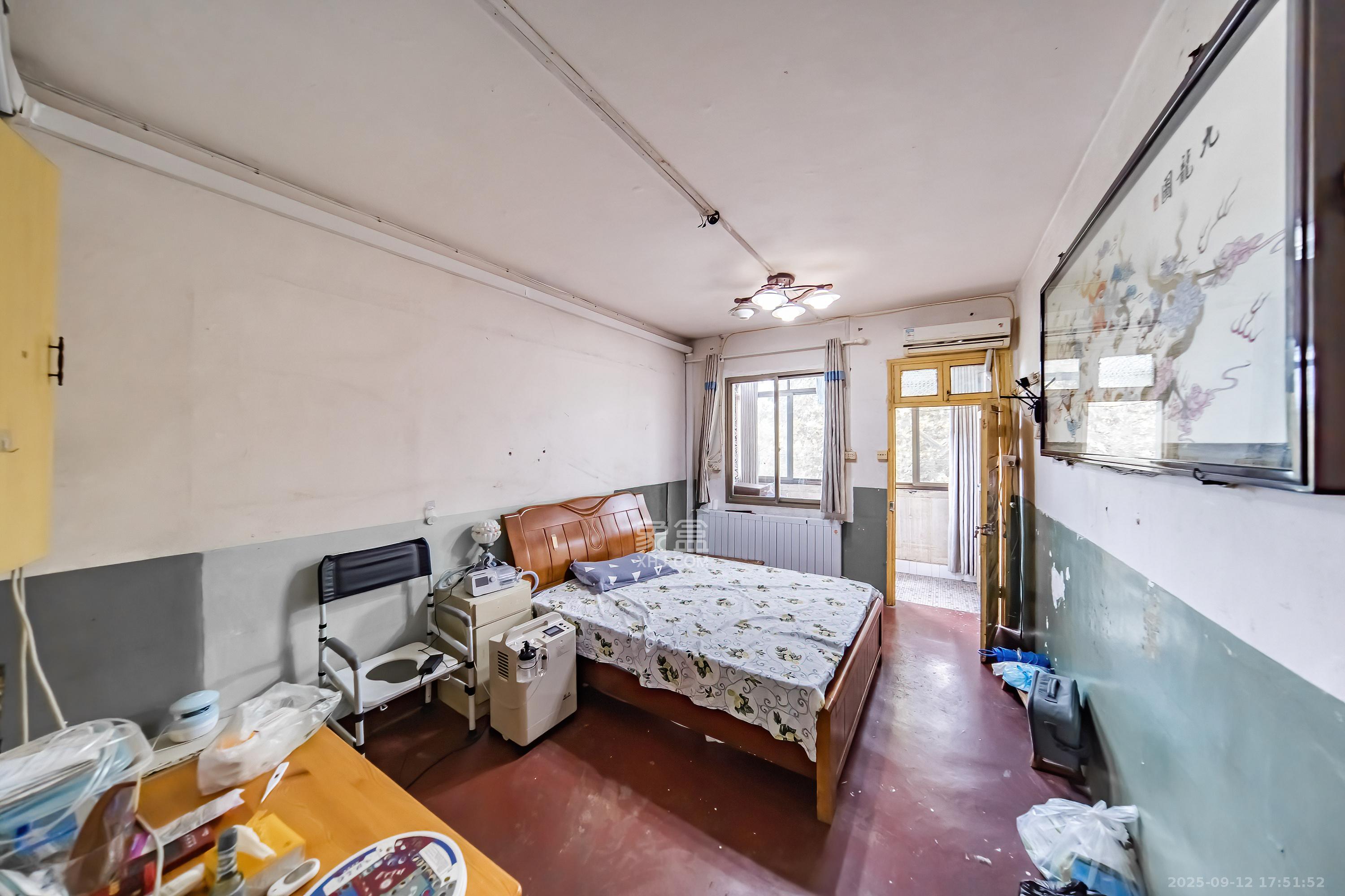 湖南大学红叶楼 3室1厅1卫 77.0万 湖南大学红叶楼 3室1厅1卫 77.0万卧室