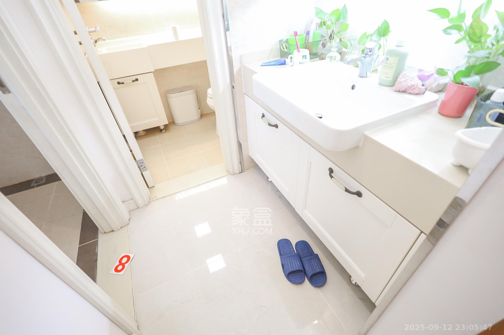 万科里金域国际  4室2厅2卫    260.0万 万科里金域国际  4室2厅2卫    260.0万卫生间