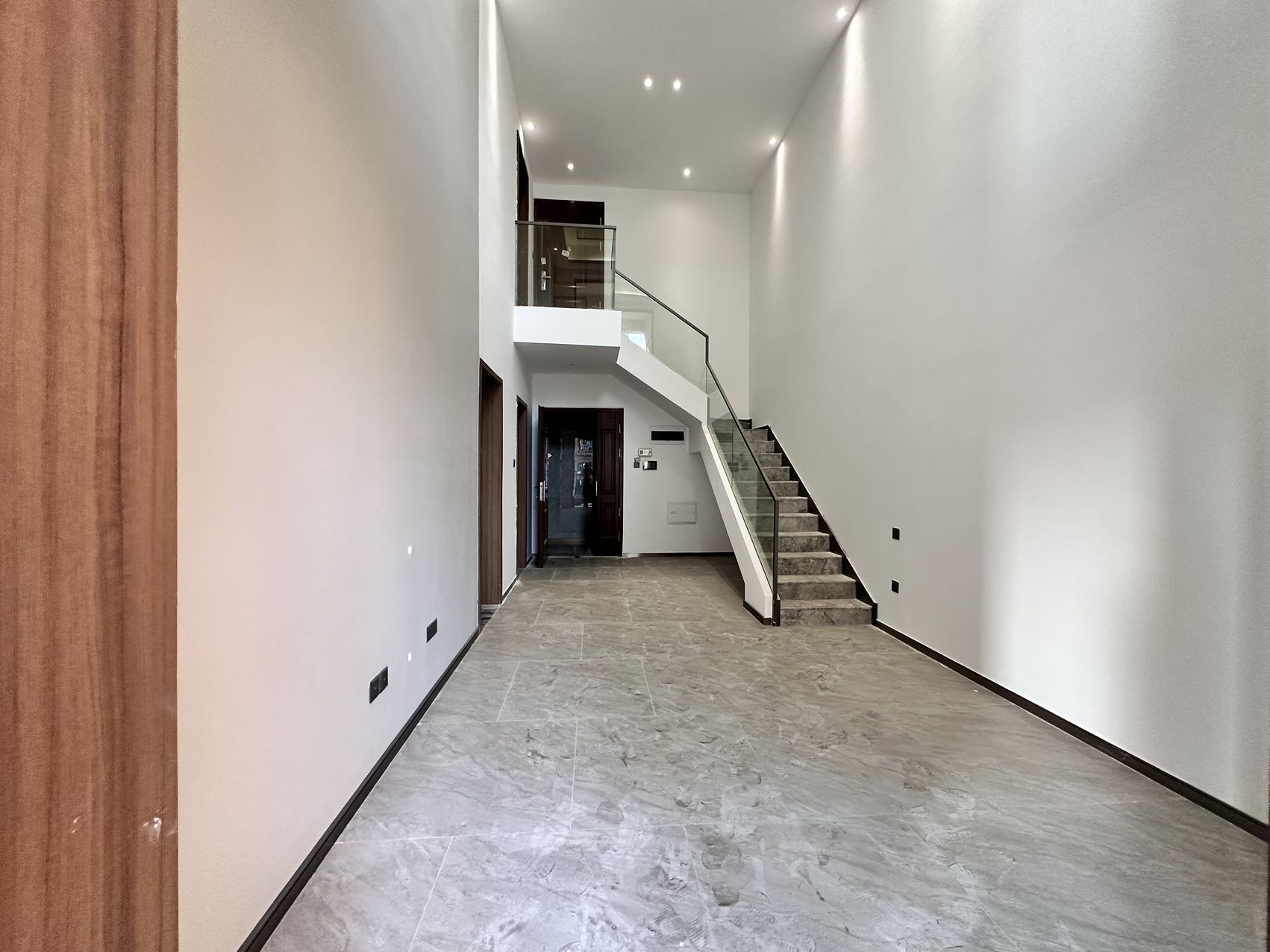 海航豪庭南苑  2室2厅2卫    4500.0元/月 海航豪庭南苑  2室2厅2卫    4500.0元/月