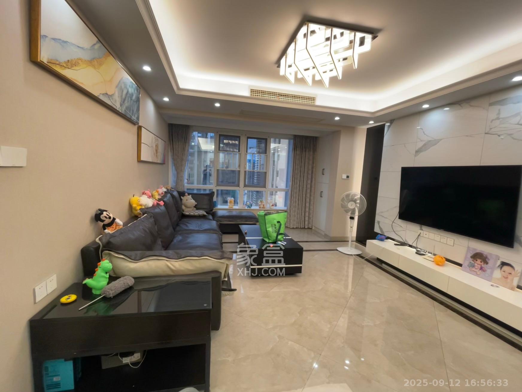 协信星澜汇 3室2厅2卫 4500.0元/月 协信星澜汇 3室2厅2卫 4500.0元/月室内图