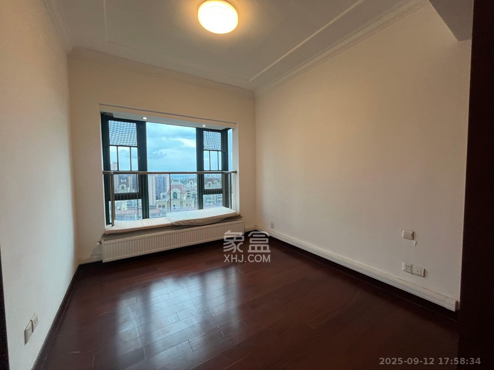 恒大雅苑 4室2厅3卫 5000.0元/月 恒大雅苑 4室2厅3卫 5000.0元/月室内图