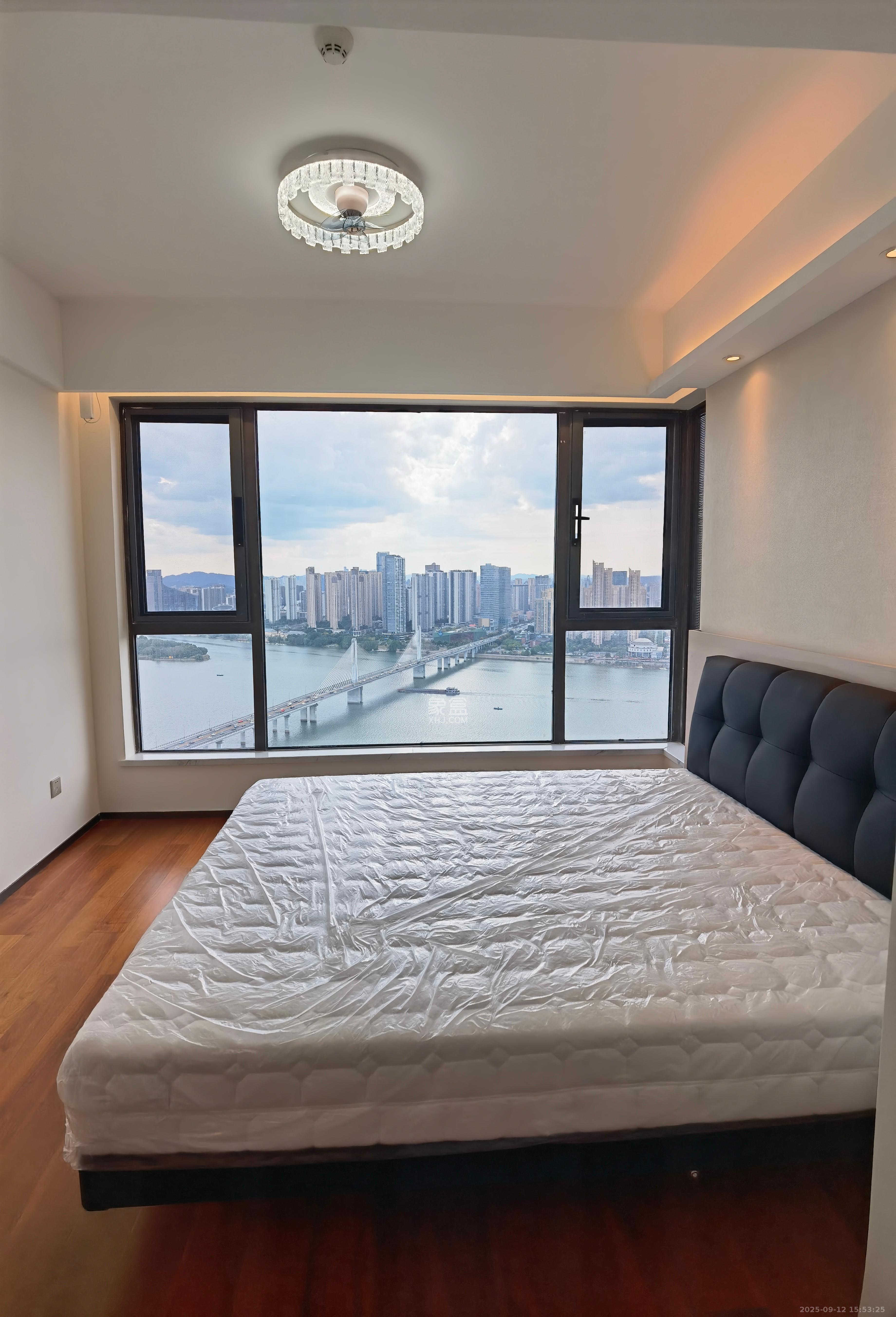 北辰瀚江府 3室2厅2卫 10000.0元/月 北辰瀚江府 3室2厅2卫 10000.0元/月室内图