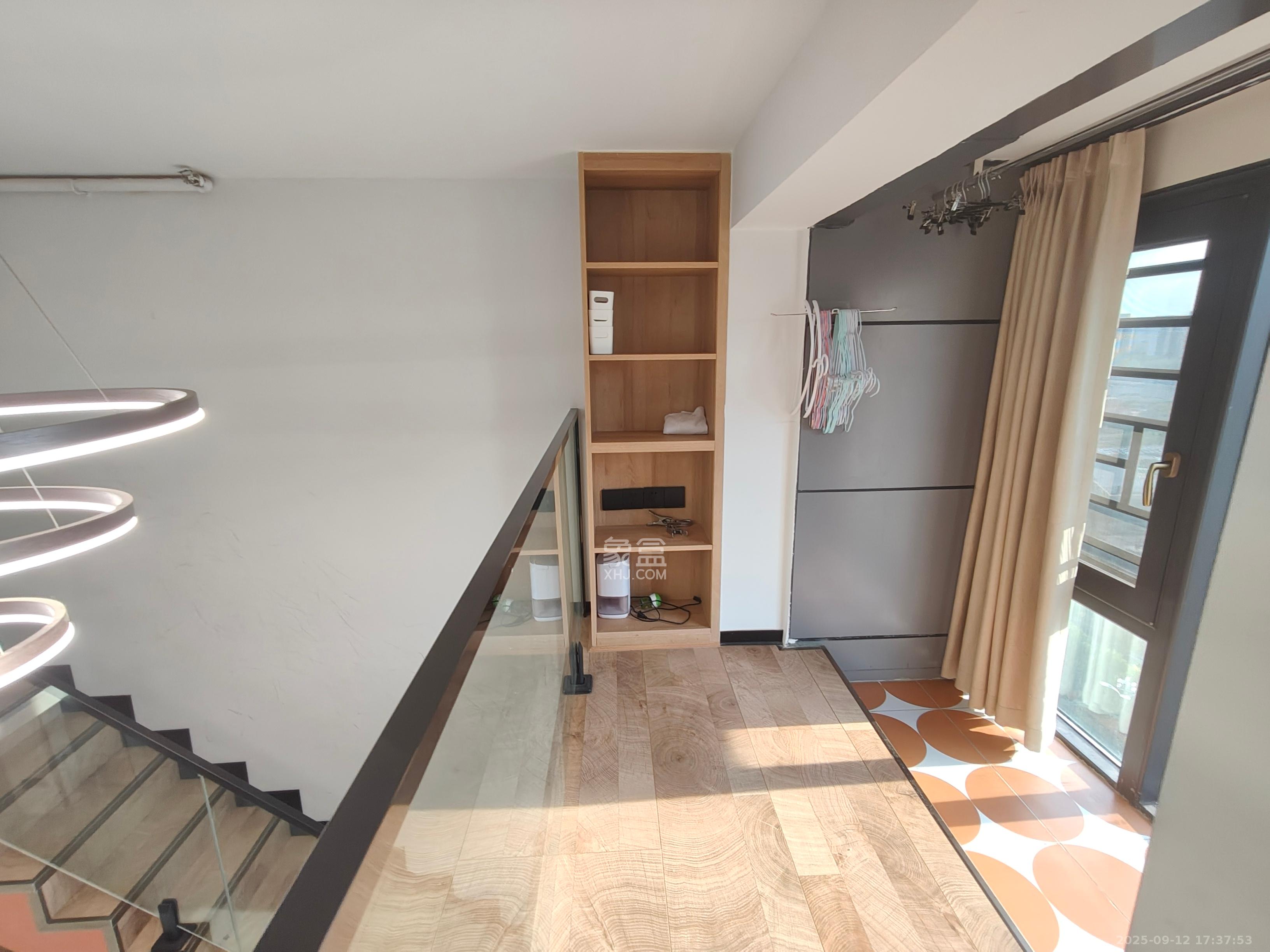 万科金色梦想A区 2室1厅1卫 2600.0元/月 万科金色梦想A区 2室1厅1卫 2600.0元/月室内图