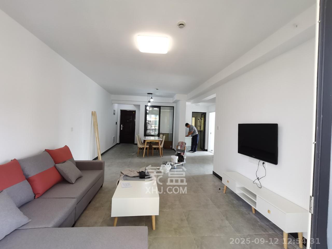 北辰三角洲E7区  3室2厅2卫    3800.0元/月室内图