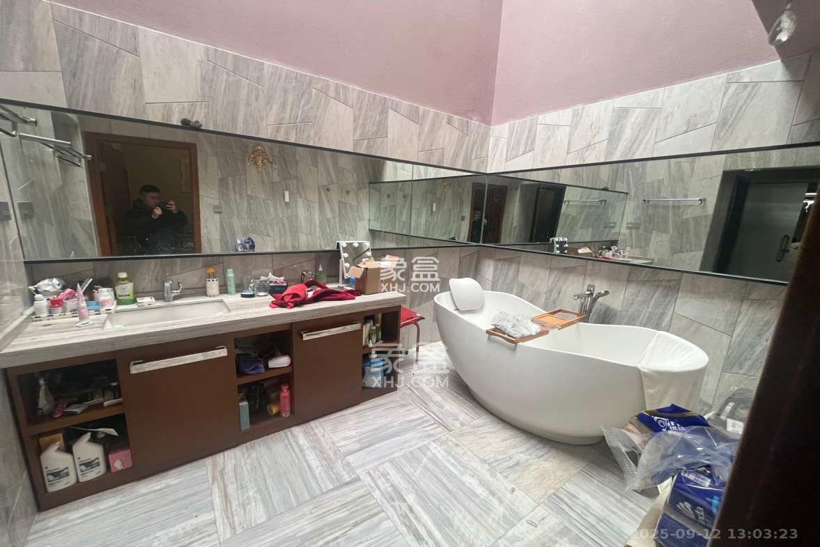 珠江郦城璞墅 5室3厅3卫 7500.0元/月 珠江郦城璞墅 5室3厅3卫 7500.0元/月室内图