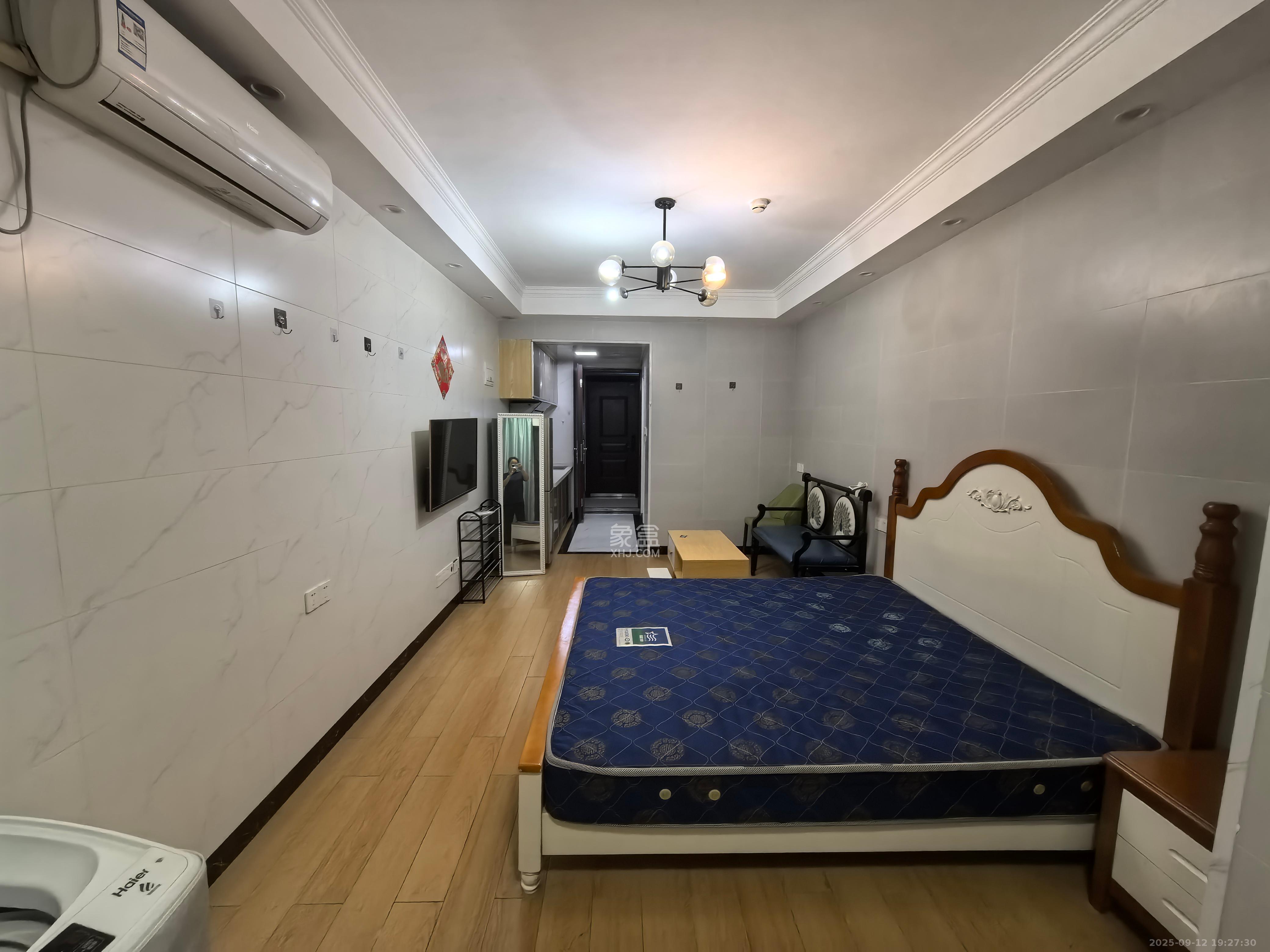 中海新城熙岸（中信新城五期）  1室0厅1卫    1150.0元/月室内图