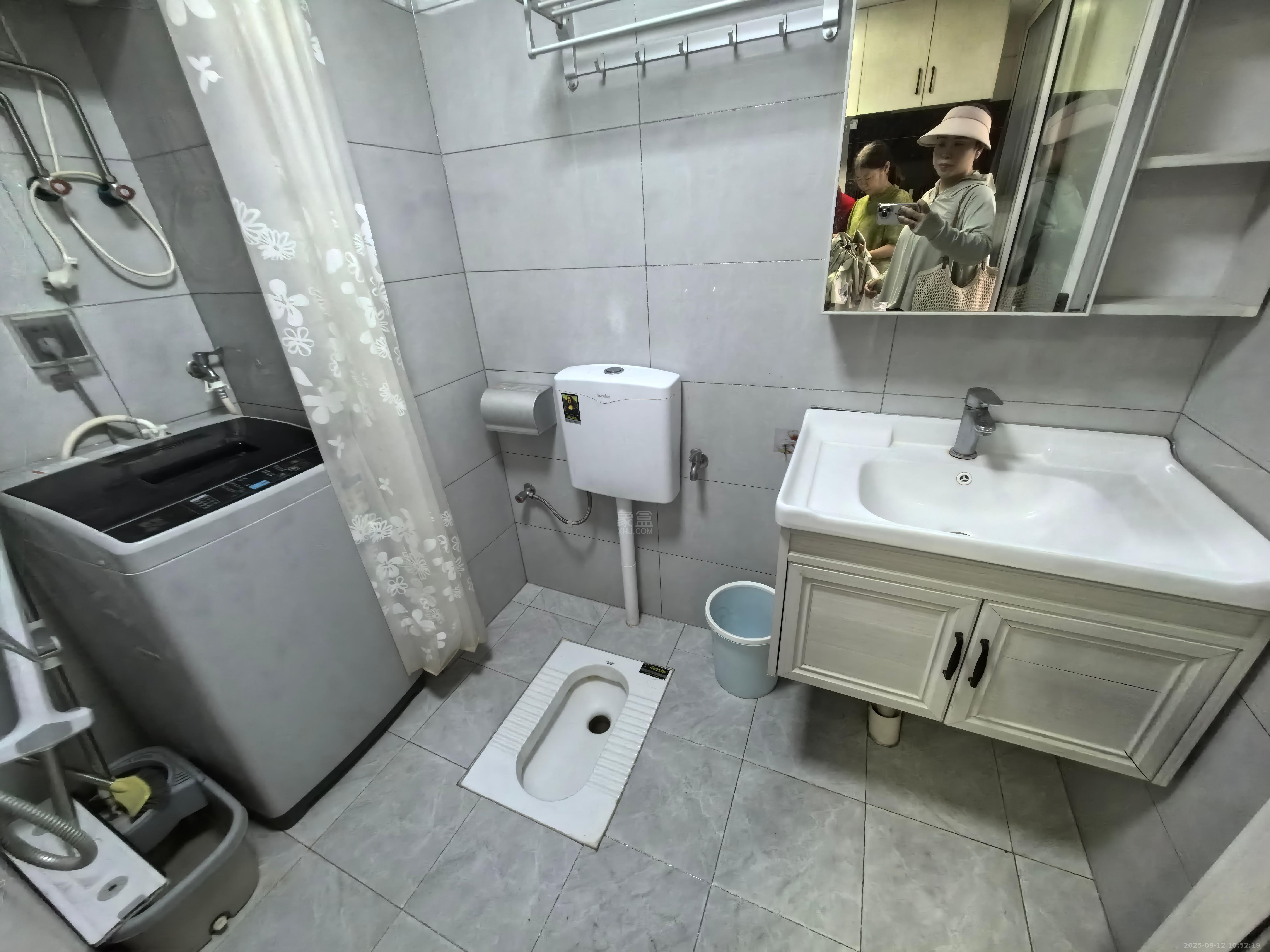 凯风珑城 1室1厅1卫 1000.0元/月 凯风珑城 1室1厅1卫 1000.0元/月室内图