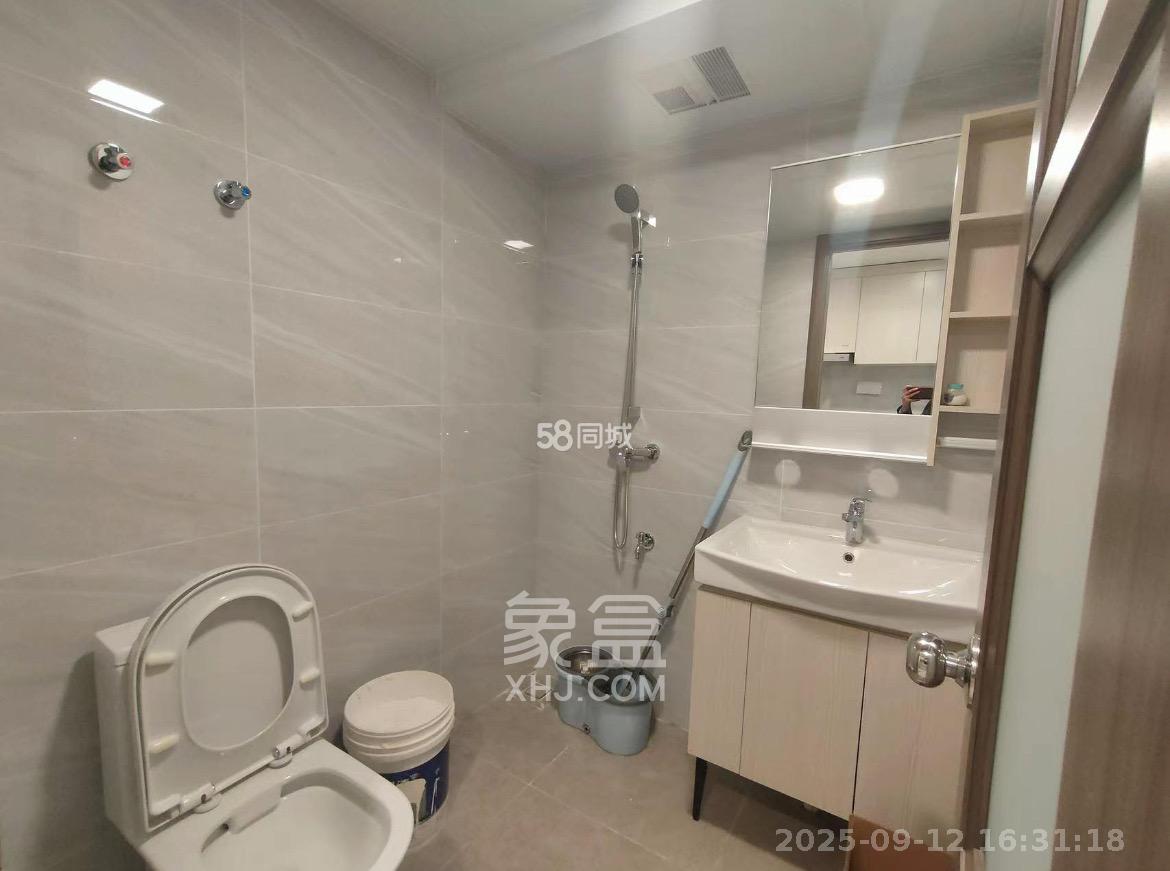 新长海漓湘悦  1室1厅1卫    1400.0元/月室内图