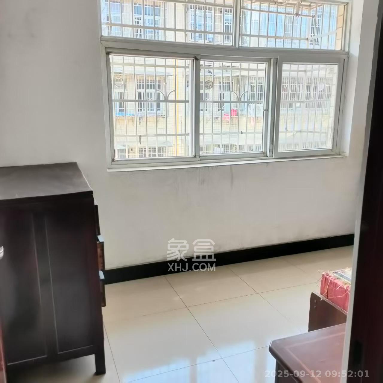 新塘垅小区(高桥物流园) 2室1厅1卫 1280.0元/月 新塘垅小区(高桥物流园) 2室1厅1卫 1280.0元/月室内图