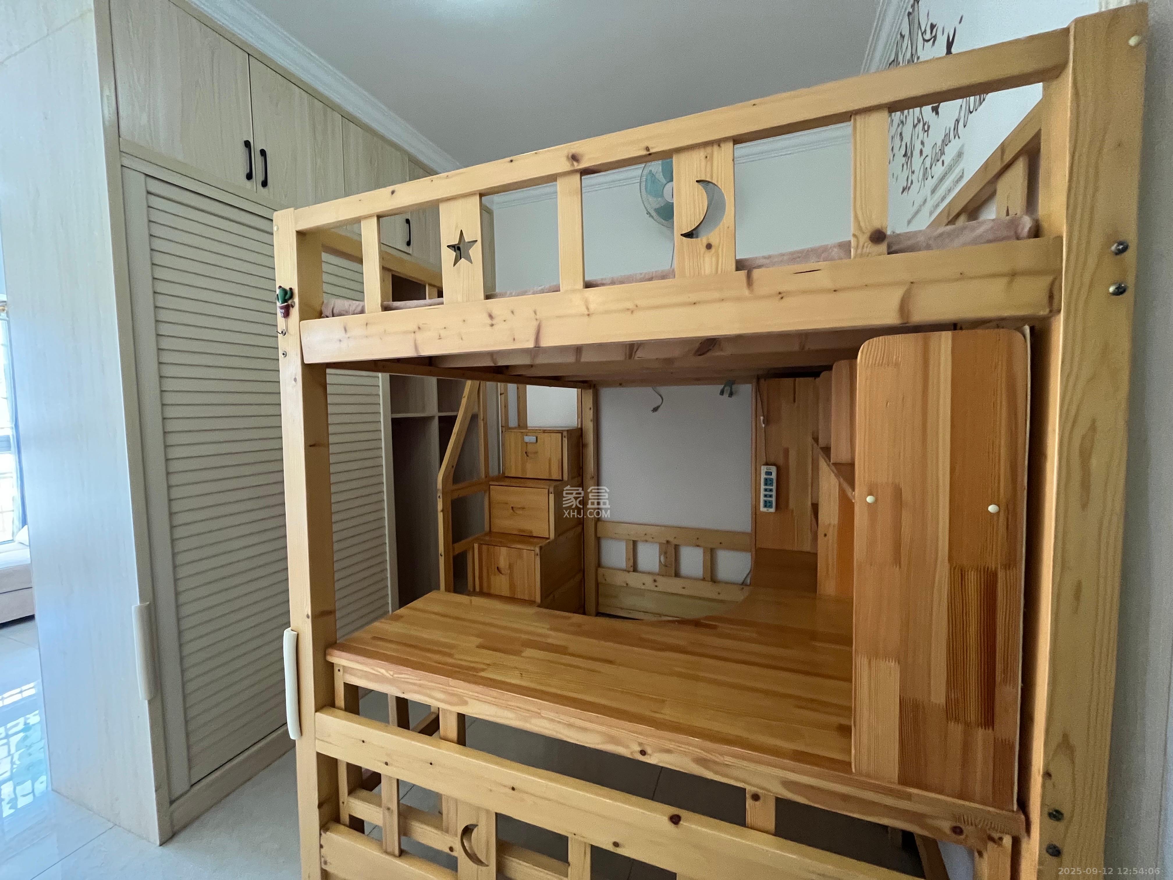 时代星空  1室1厅1卫    1300.0元/月室内图