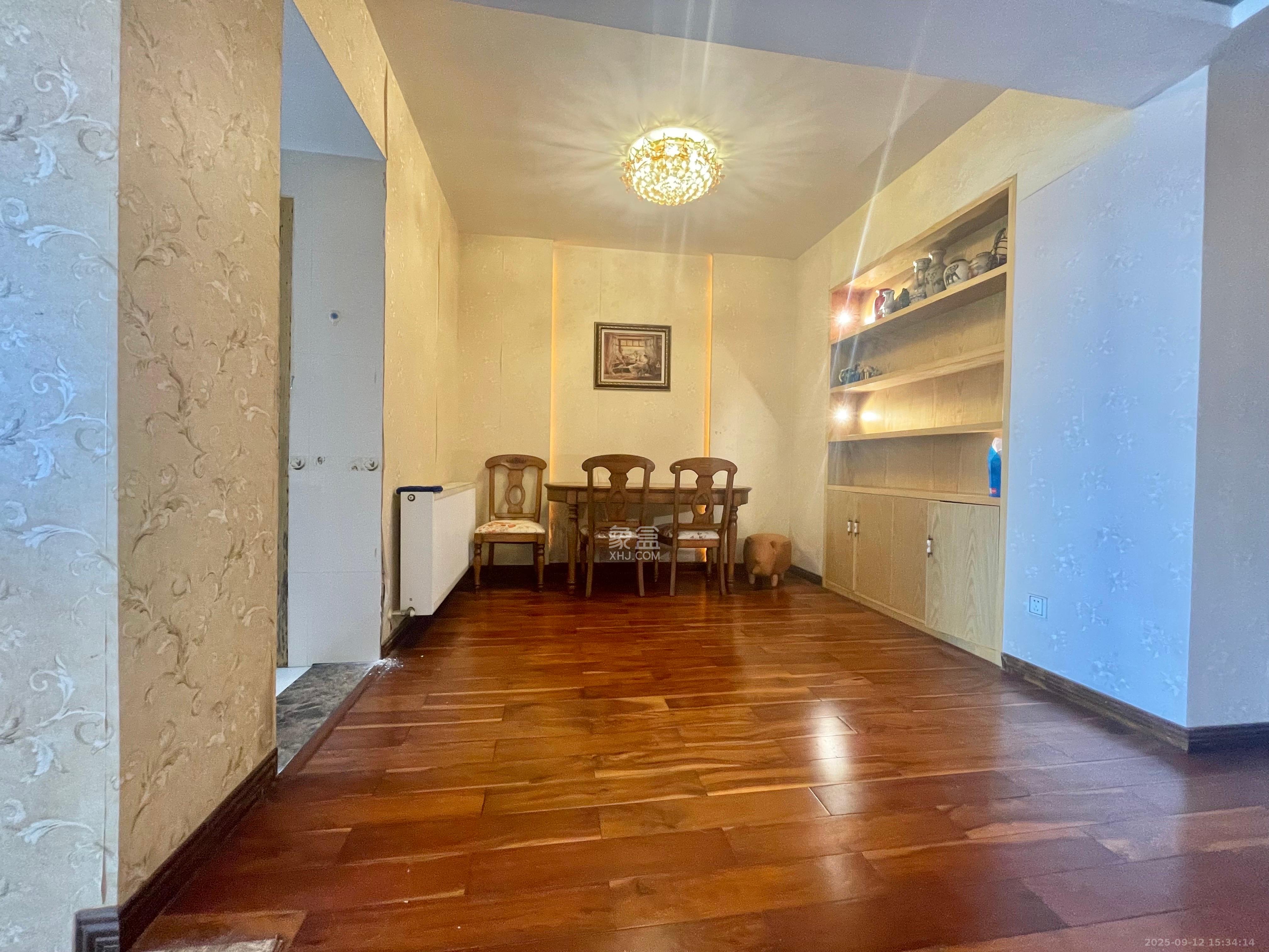 中江国际花城 3室2厅2卫 3200.0元/月 中江国际花城 3室2厅2卫 3200.0元/月室内图