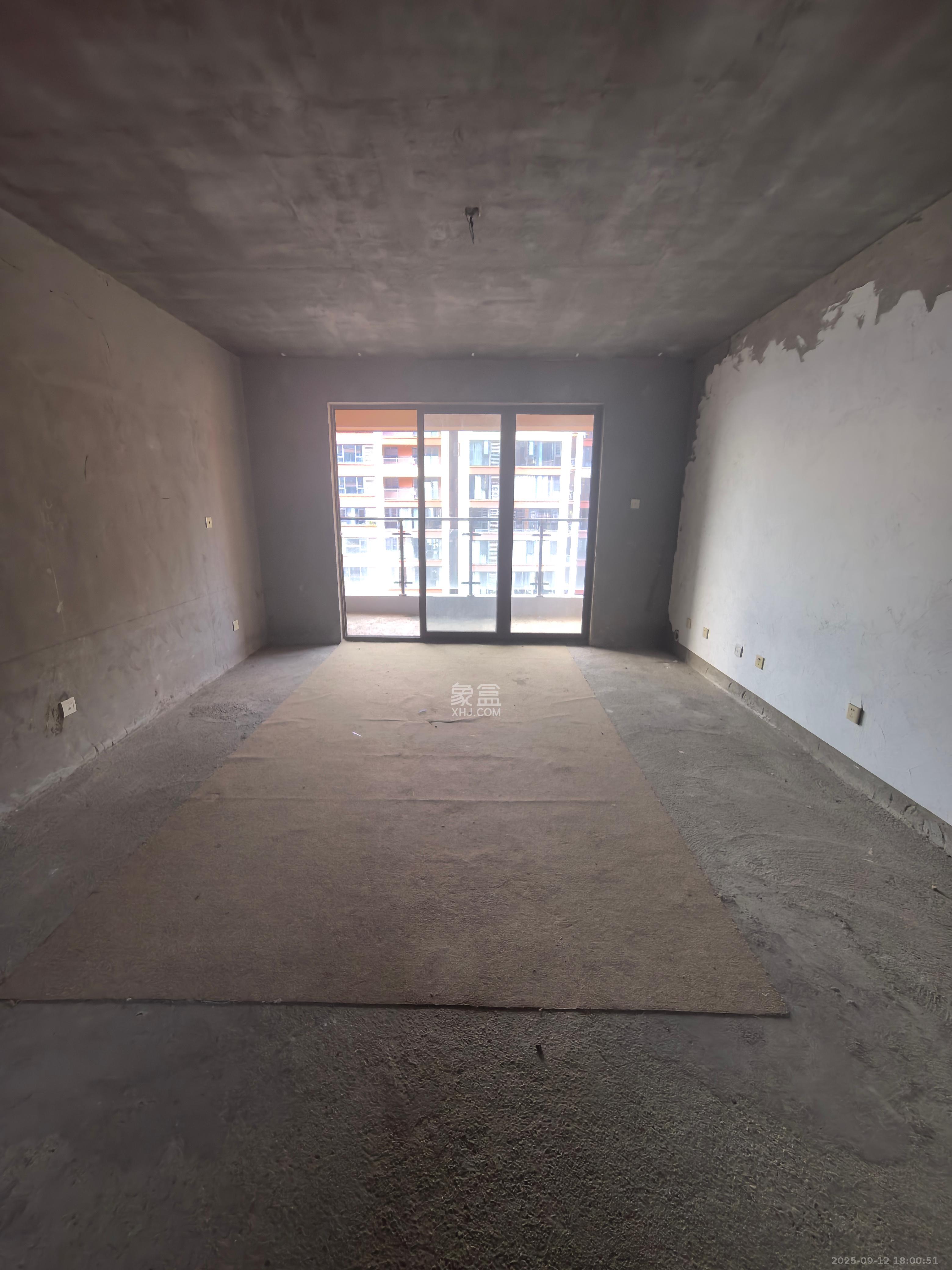 金色溪泉湾 3室2厅2卫 1500.0元/月 金色溪泉湾 3室2厅2卫 1500.0元/月室内图