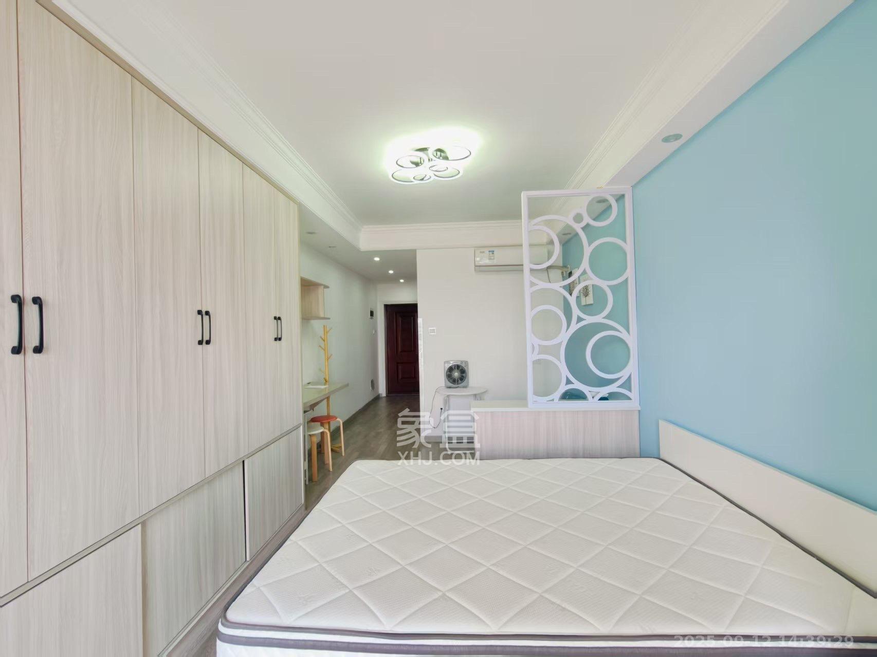 上园商住小区  1室0厅0卫    2000.0元/月室内图