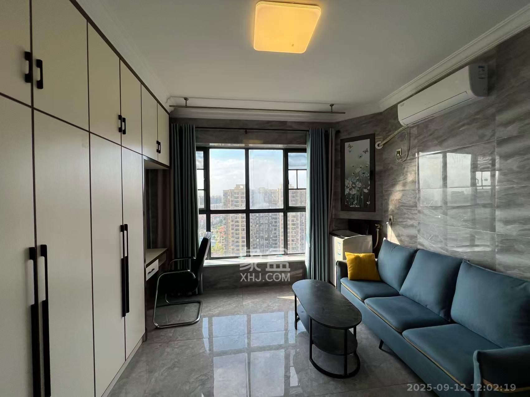 中南国际眼镜城(中伟商业中心) 1室0厅0卫 1300.0元/月 中南国际眼镜城(中伟商业中心) 1室0厅0卫 1300.0元/月室内图