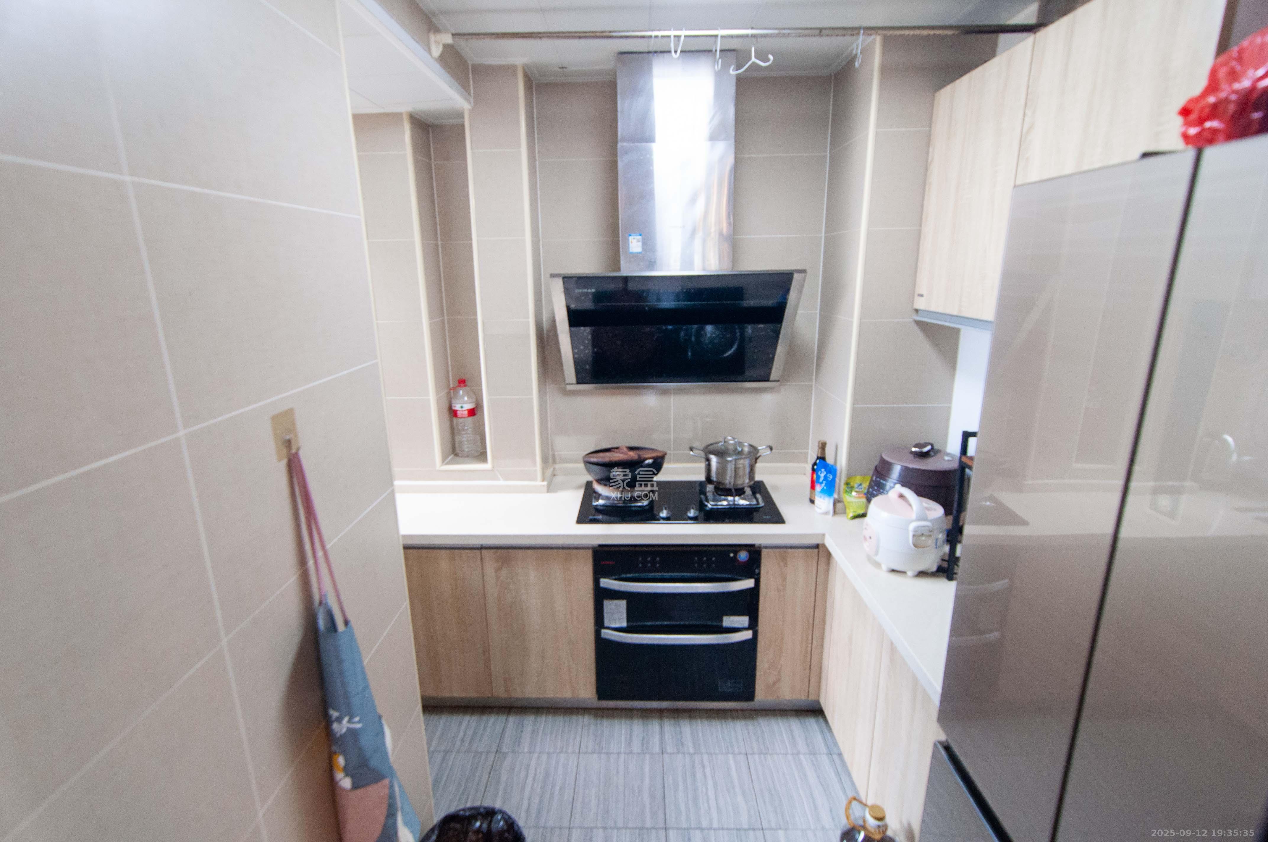 振业城二期 3室1厅1卫 128.0万 振业城二期 3室1厅1卫 128.0万厨房